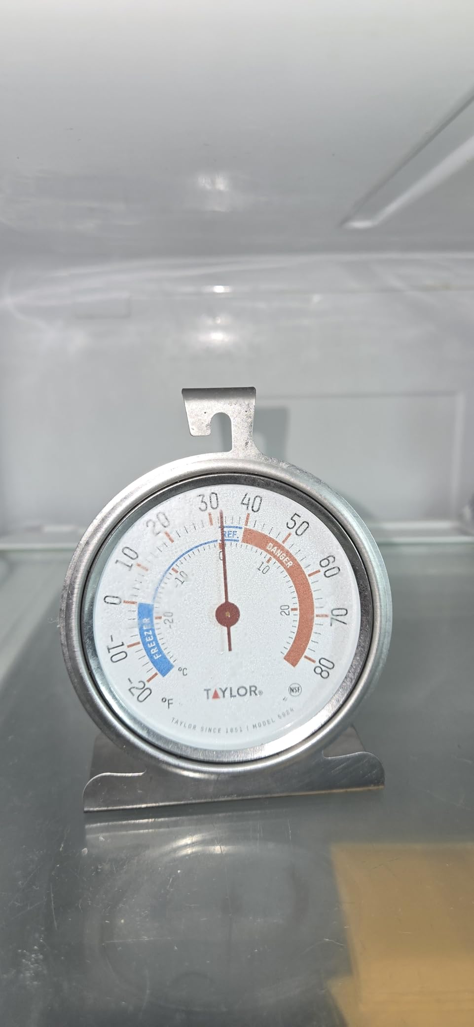Taylor 5924 Large Dial Kitchen Refrigerator and Freezer Analog Thermometer, 3-Inch Dial, Easy to Read, Silver Finish, Accurate Temperature Monitoring - Customer Photo 1