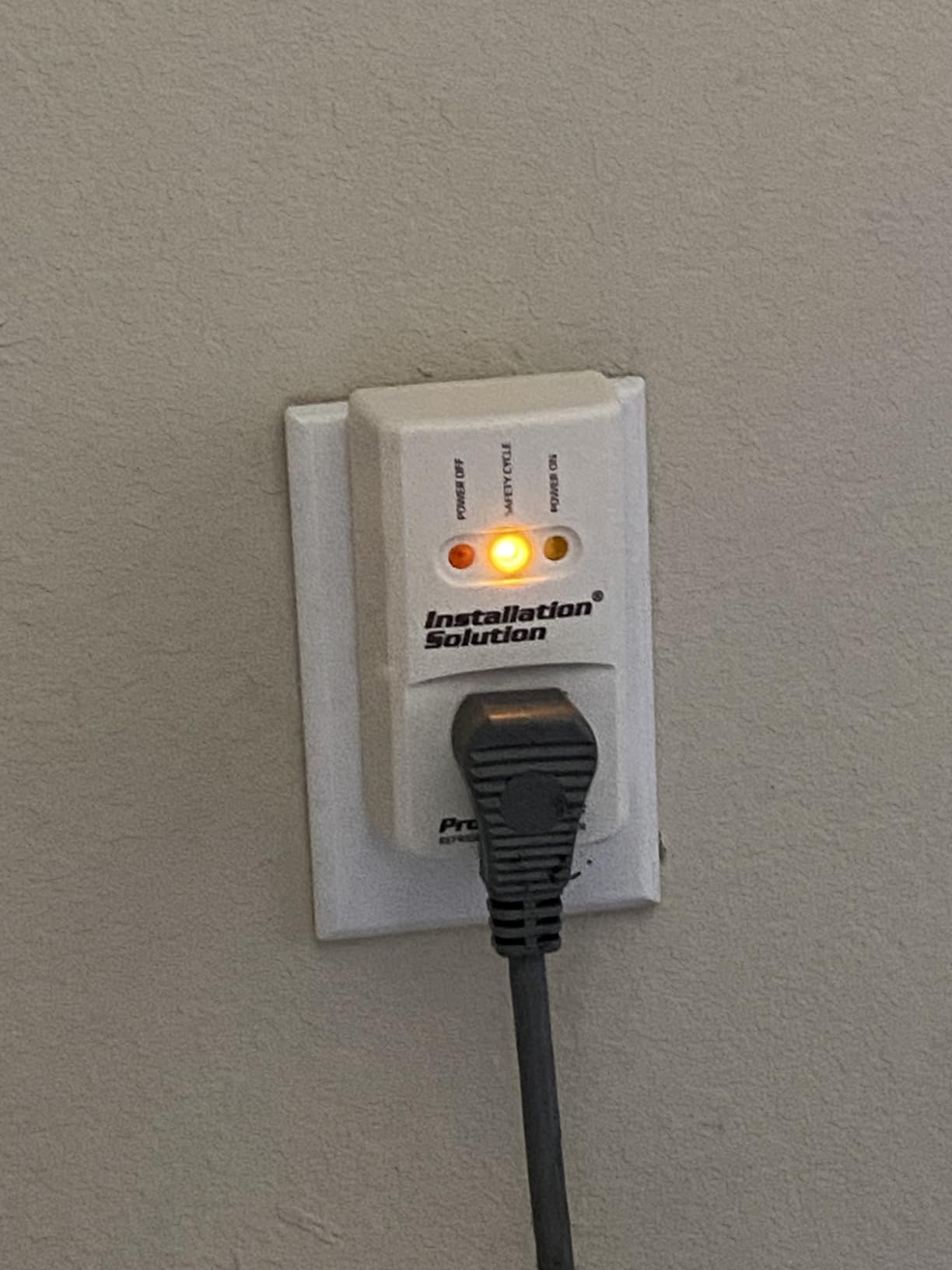 1875 Watts Refrigerator Voltage Protector Brownout Surge Appliance (New Model) - Customer Photo 2