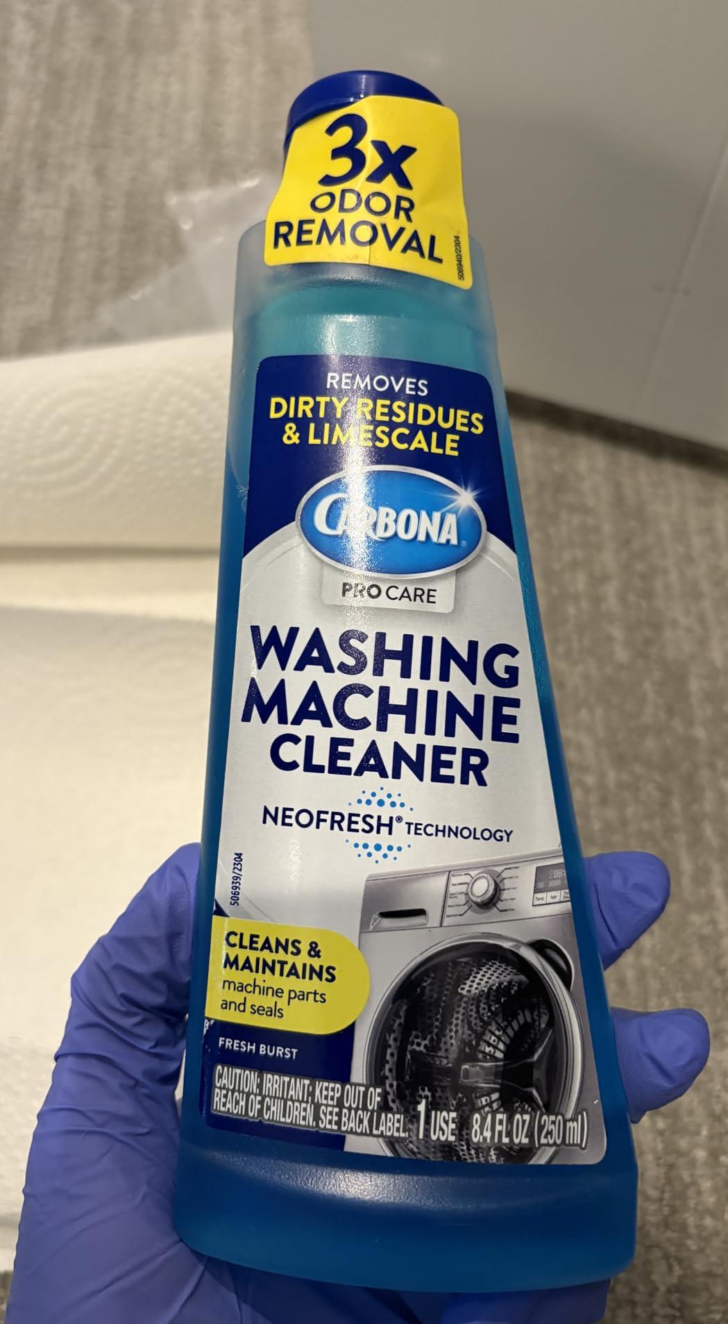 Carbona Washing Machine Cleaner with Activated Charcoal | Removes Odor-Causing Residues | Works in Standard & High Efficiency Washing Machines | 8.4 FL Oz, 1 Pack - Customer Photo 1