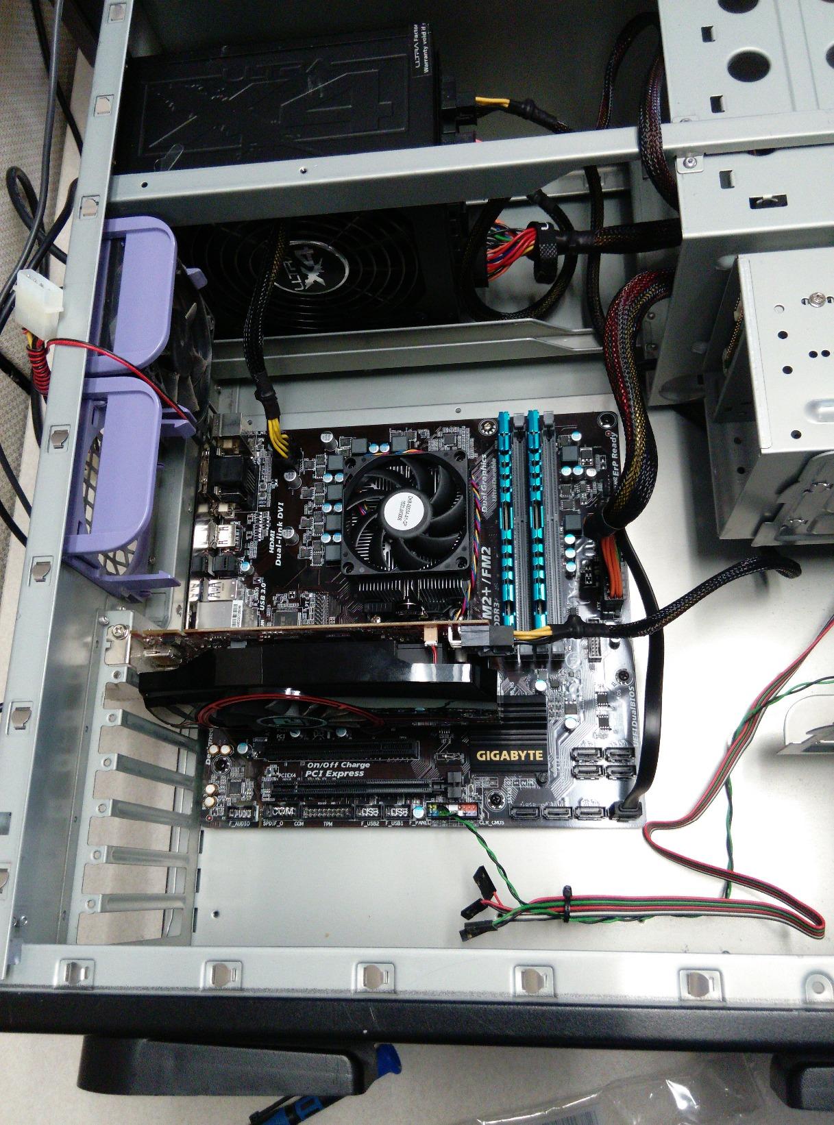AMD Athlon X4 860K Black Edition CPU Quad Core FM2+ 4000Mhz 95W 4MB AD860KXBJABOX Customer Review AMD Athlon X4 860K Black Edition CPU Quad Core FM2+ 4000Mhz 95W 4MB AD860KXBJABOX - Customer Photo 1