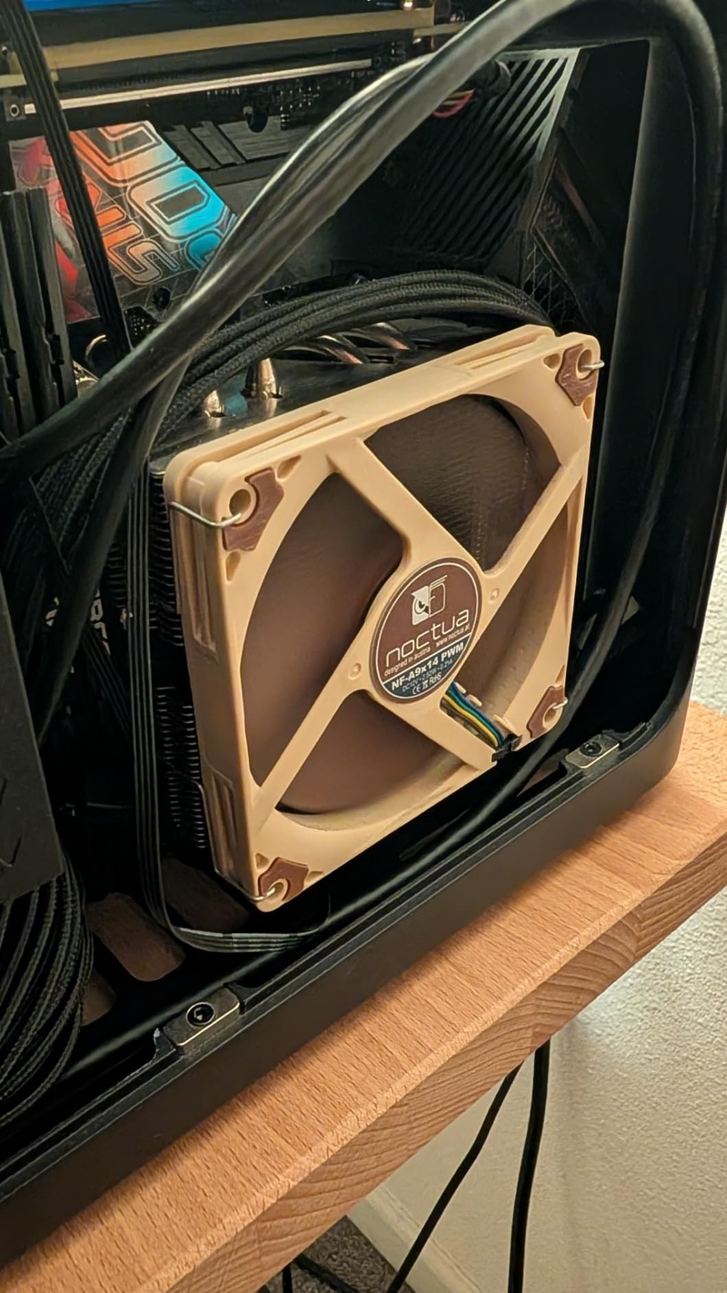 Noctua NH-L9x65, Premium Low-Profile CPU Cooler (65mm, Brown) - Customer Photo 3