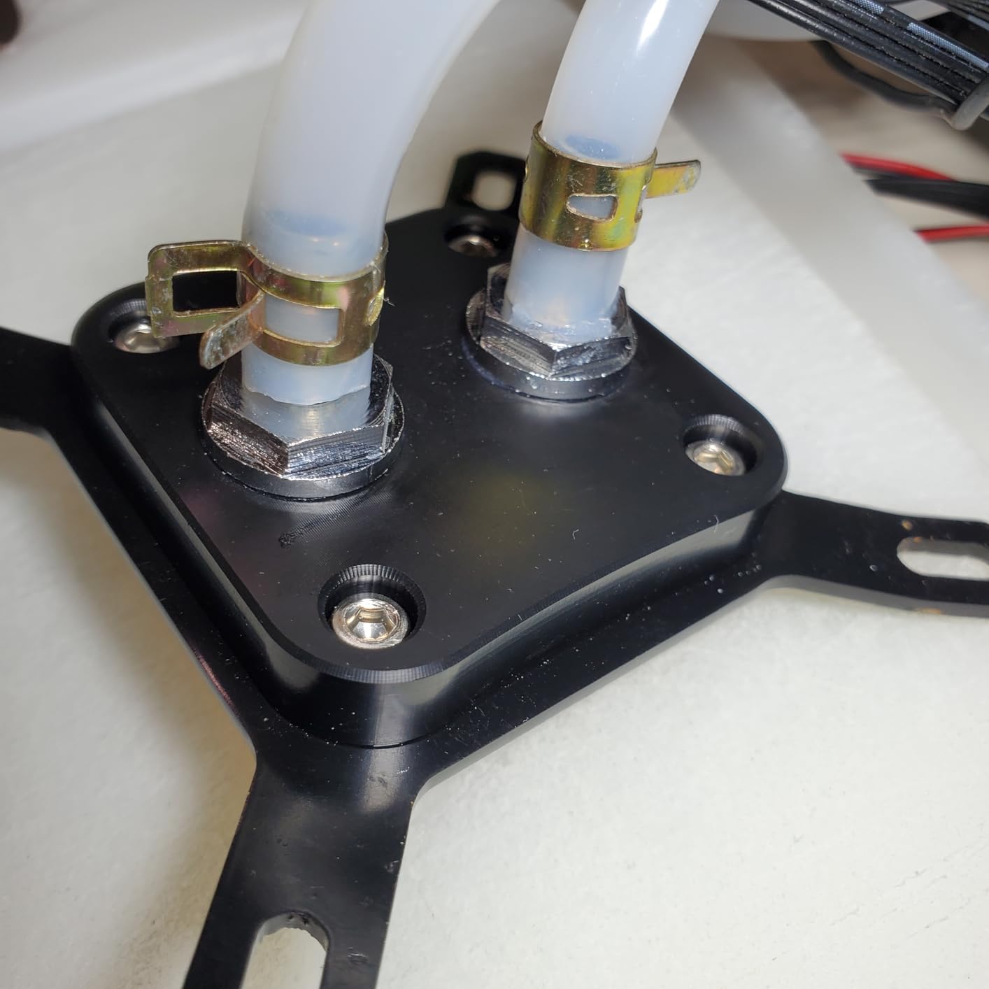 Professional Special CPU Water Cooling Block for Intel Water Cool System Computer Black Customer Review Professional Special CPU Water Cooling Block for Intel Water Cool System Computer Black - Customer Photo 1