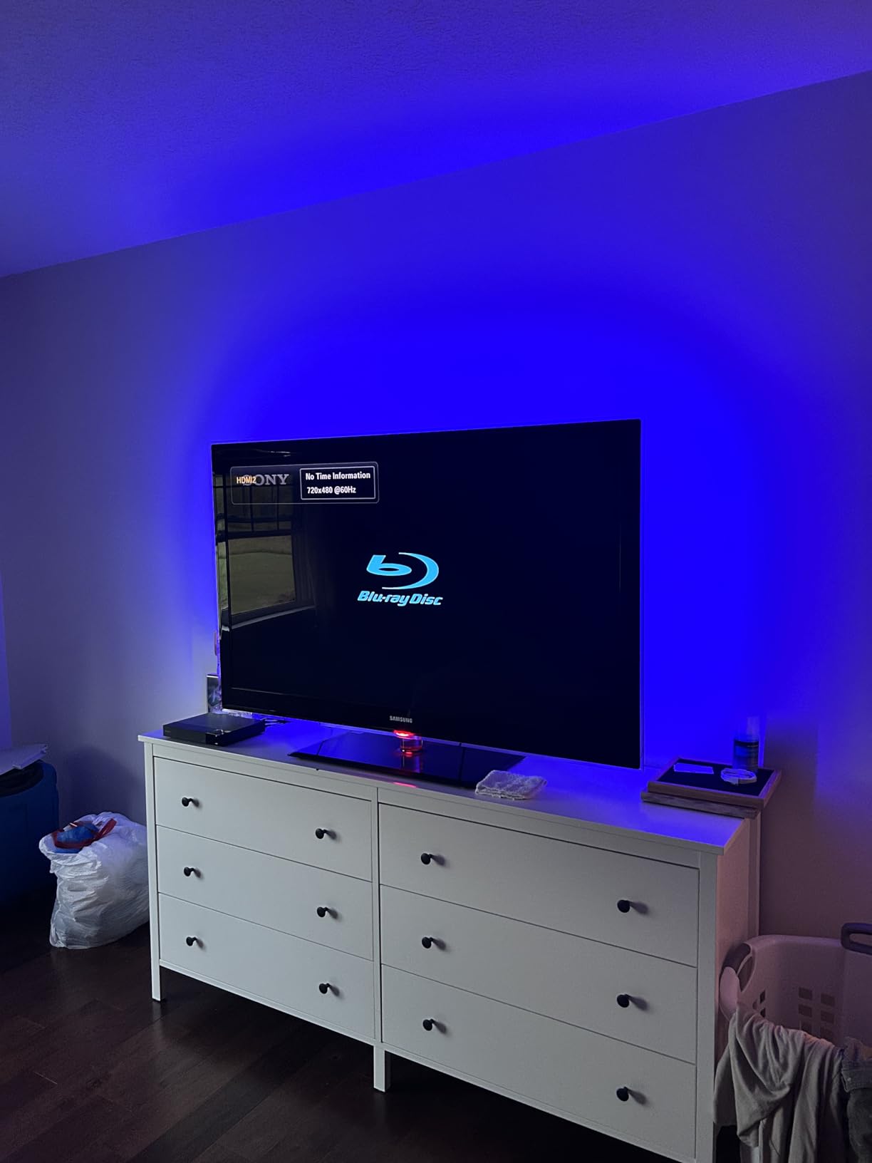 PANGTON VILLA Led Strip Lights 8.2ft for 40-60in TV, USB LED TV Backlight Kit with Remote - 16 Color 5050 LEDs Bias Lighting for HDTV - Customer Photo 1