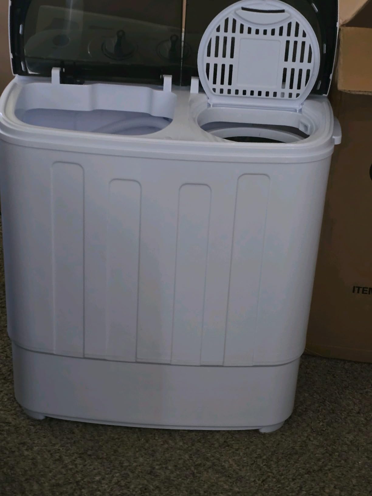 SUPER DEAL Compact Mini Twin Tub Washing Machine 13lbs Capacity Portable Washer Wash and Spin Cycle Combo, Built-in Gravity Drain for Camping, Apartments, Dorms, College, RV's and Small Spaces Customer Review SUPER DEAL Compact Mini Twin Tub Washing Machine 13lbs Capacity Portable Washer Wash and Spin Cycle Combo, Built-in Gravity Drain for Camping, Apartments, Dorms, College, RV's and Small Spaces - Customer Photo 2
