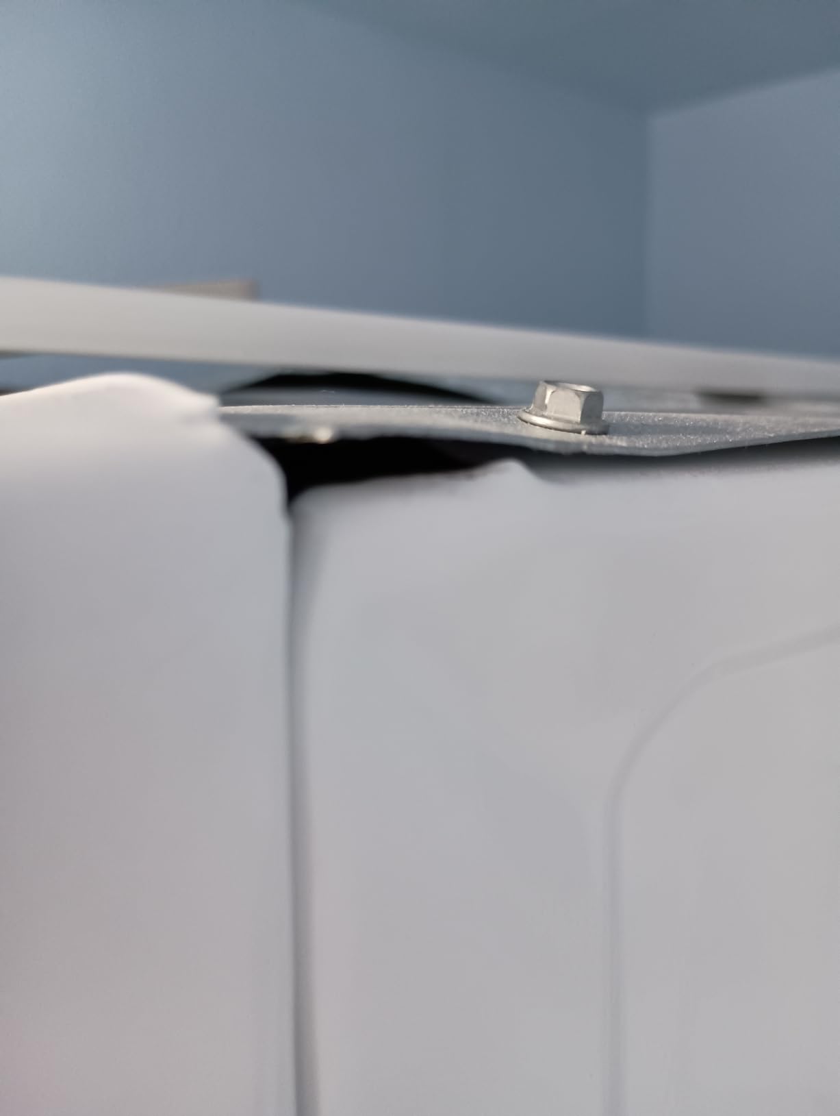 GE GUD27ESSMWW Unitized Spacemaker 3.8 Washer with Stainless Steel Basket and 5.9 Cu. Ft. Capacity Electric Dryer, White Customer Review GE GUD27ESSMWW Unitized Spacemaker 3.8 Washer with Stainless Steel Basket and 5.9 Cu. Ft. Capacity Electric Dryer, White - Customer Photo 1