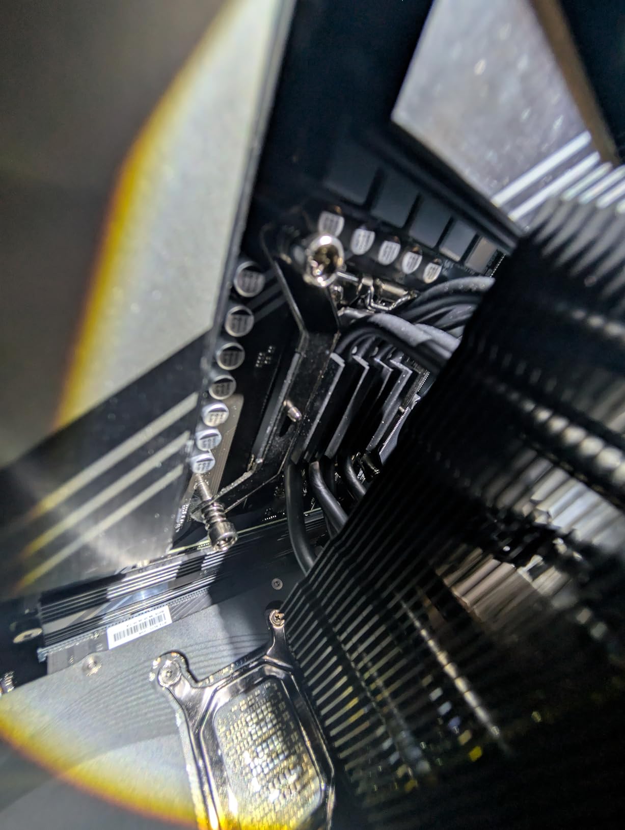 Cooler Master Hyper 212 Black CPU Air Cooler, SickleFlow 120 Edge PWM Fan, Aluminum Top Cover, 4 Copper Heat Pipes, 152mm Tall, AMD Ryzen AM5/AM4, Intel LGA 1851/1700/1200 Brackets - Customer Photo 2
