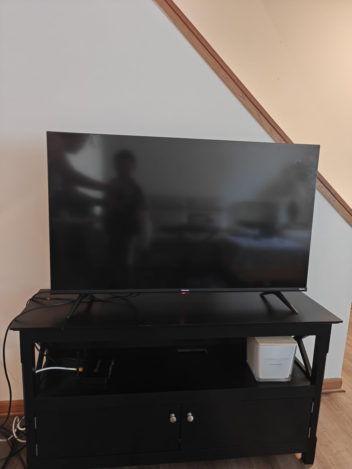 Tangkula Farmhouse TV Stand for TVs up to 50 Inch, Media Entertainment Center with Charging Station, USB & Type C Ports, Storage Shelf & 2 Cabinets, Television Console Table for Living Room (White) - Customer Photo 1