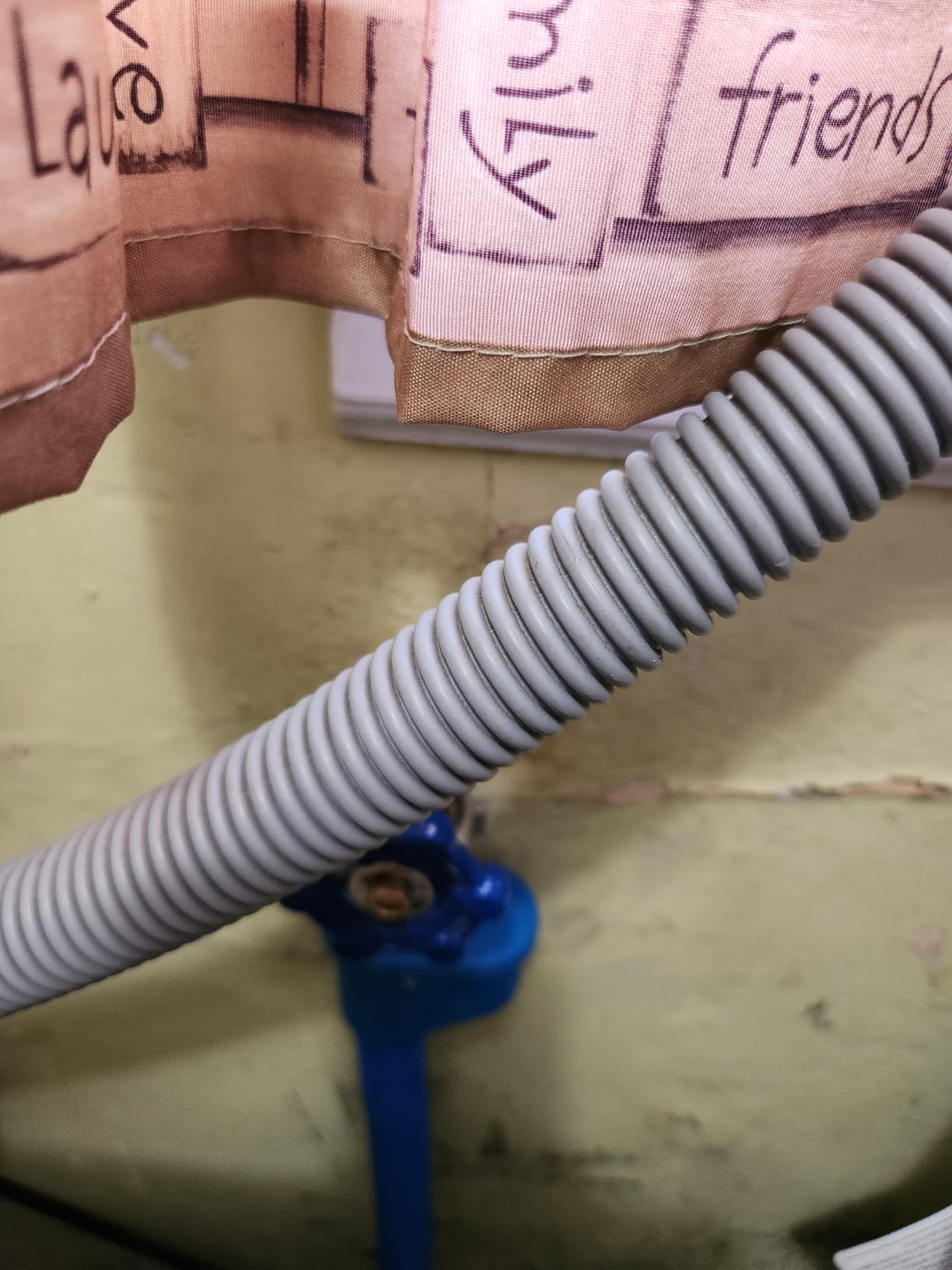 2-pack Flood Safe Washing Machine Hoses - Heavy Duty PVC Hose Sealed With Rigid Corrugated Outer Wall in Red-Blue and Built-in Auto Shut-off Valve Univeral 90 degree elbow Connection (5) - Customer Photo 1