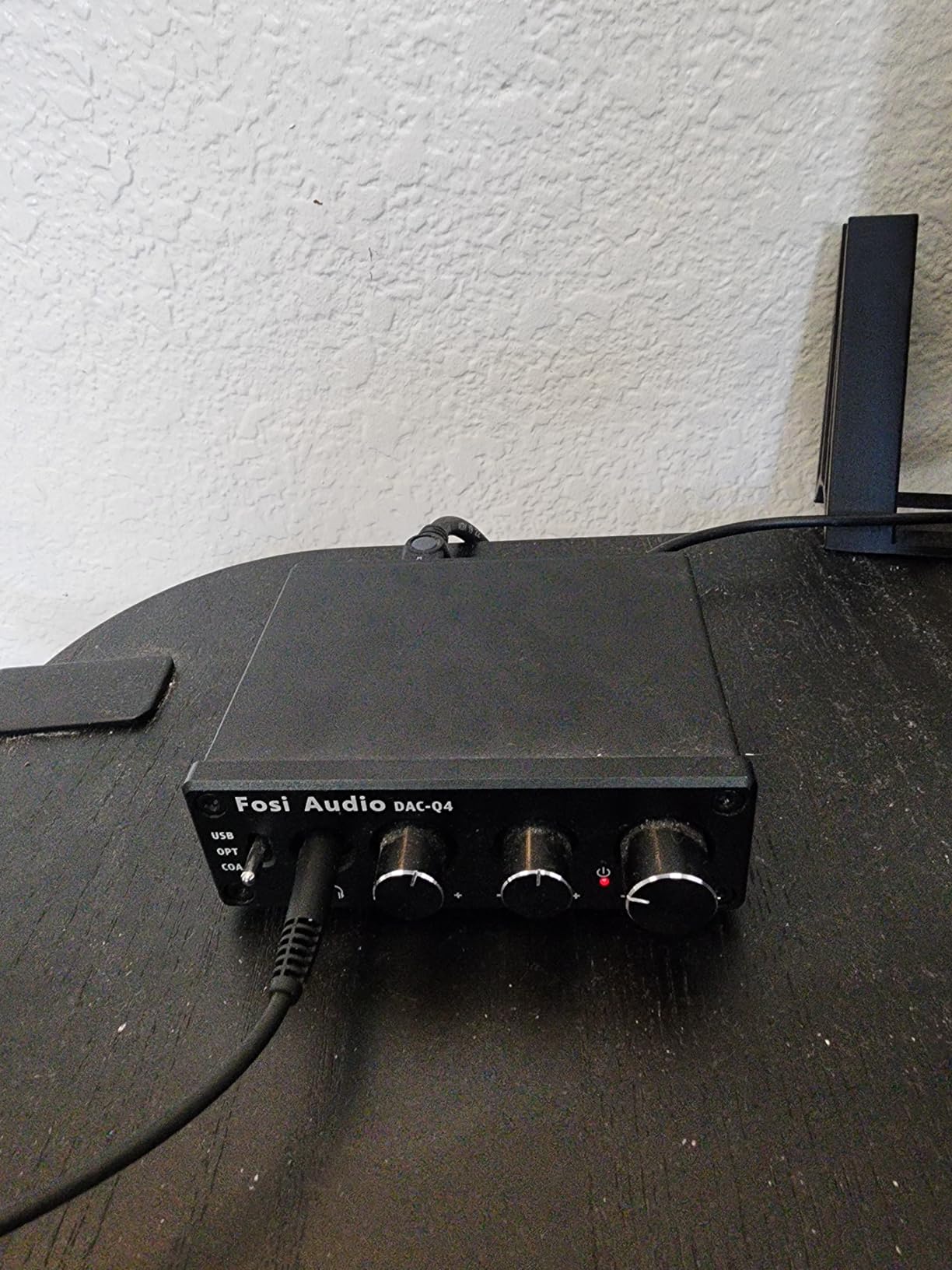 Fosi Audio Q4 DAC Headphone Amp for PC, Desktop Digital to Analog Audio Converter for Home Stereo Amplifier and Powered Speakers, PC-USB/Optical/Coaxial Inputs, 3.5mm Headphone/RCA Outputs Customer Review Fosi Audio Q4 DAC Headphone Amp for PC, Desktop Digital to Analog Audio Converter for Home Stereo Amplifier and Powered Speakers, PC-USB/Optical/Coaxial Inputs, 3.5mm Headphone/RCA Outputs - Customer Photo 1