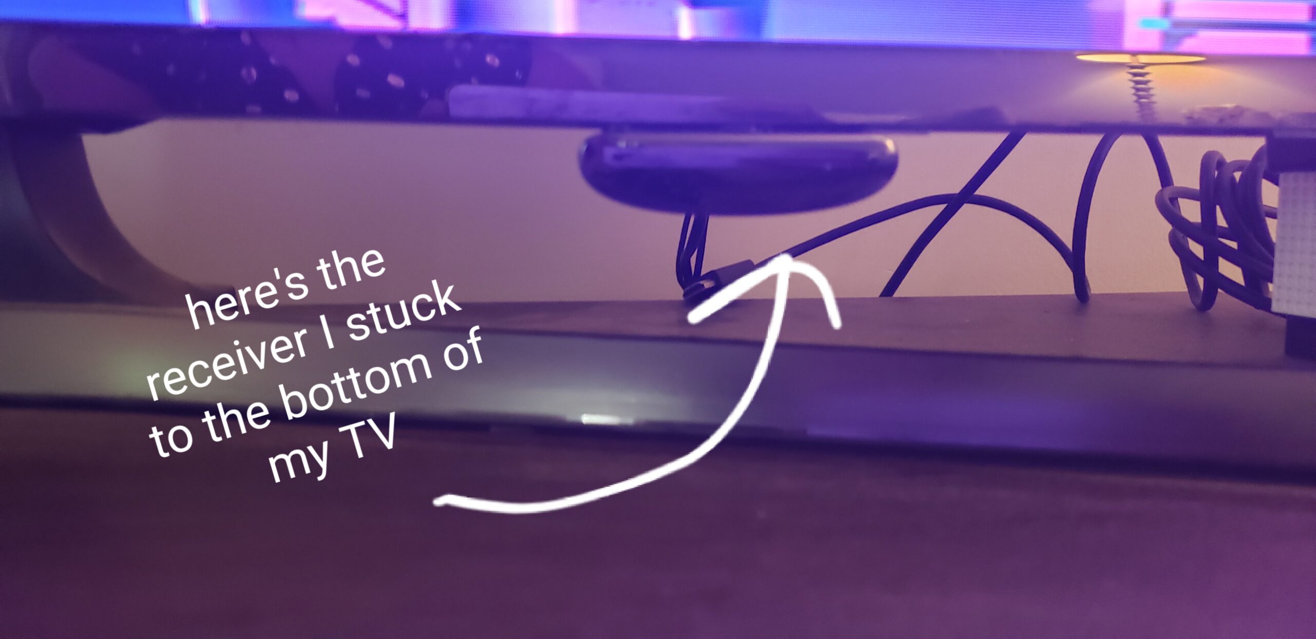 Roku Express | HD Roku Streaming Device with Simple Remote (no TV controls), Free & Live TV Customer Review Roku Express | HD Roku Streaming Device with Simple Remote (no TV controls), Free & Live TV - Customer Photo 1