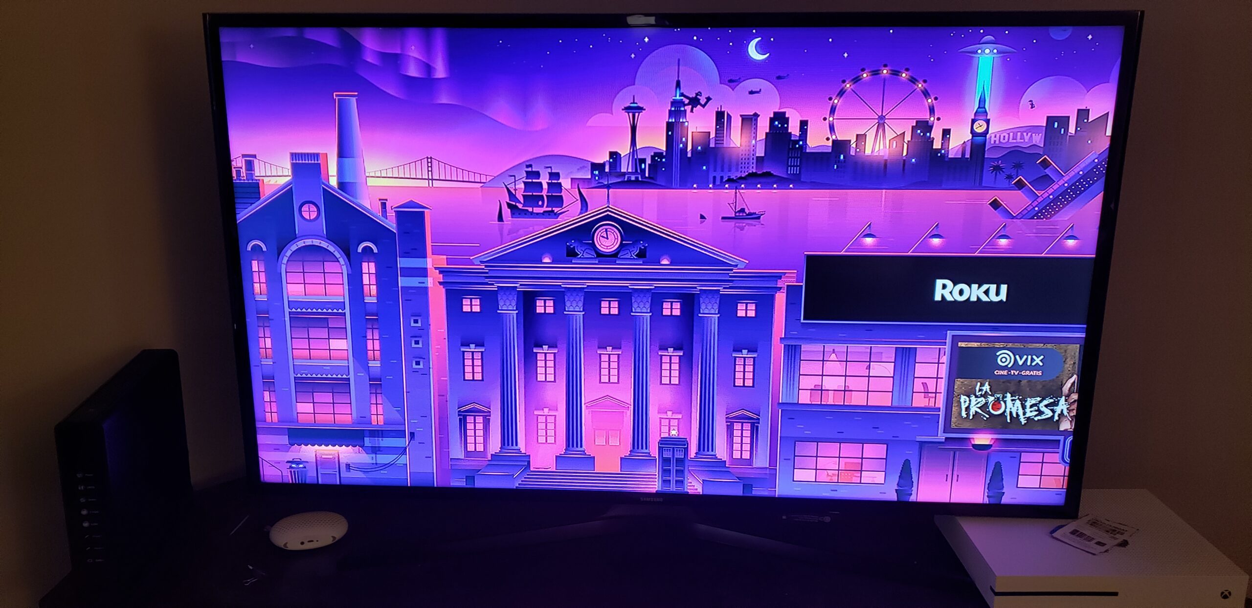 Roku Express | HD Roku Streaming Device with Simple Remote (no TV controls), Free & Live TV Customer Review Roku Express | HD Roku Streaming Device with Simple Remote (no TV controls), Free & Live TV - Customer Photo 2