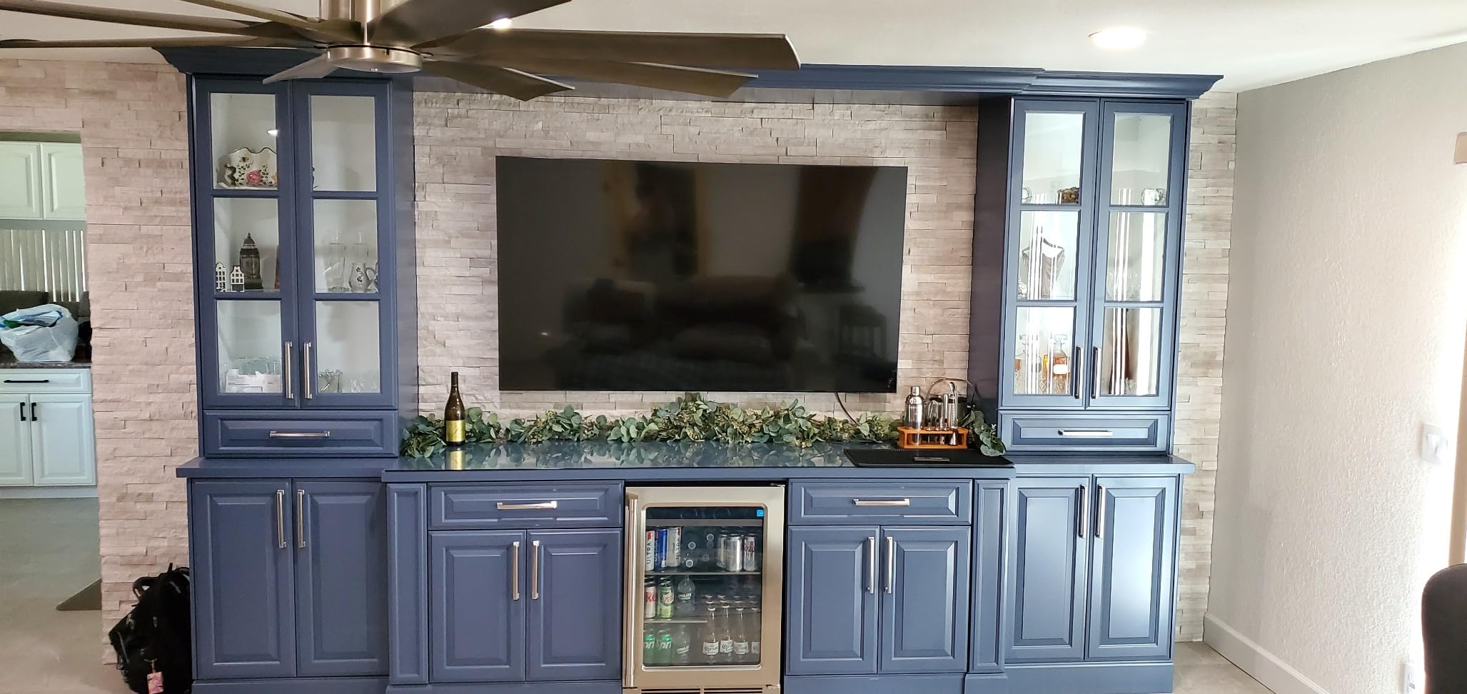 Zephyr Presrv Professional Grade 24 Inch Undercounter Wine and Beverage Cooler - Dual Zone Temperature Control - PRW24C01BG - Customer Photo 1