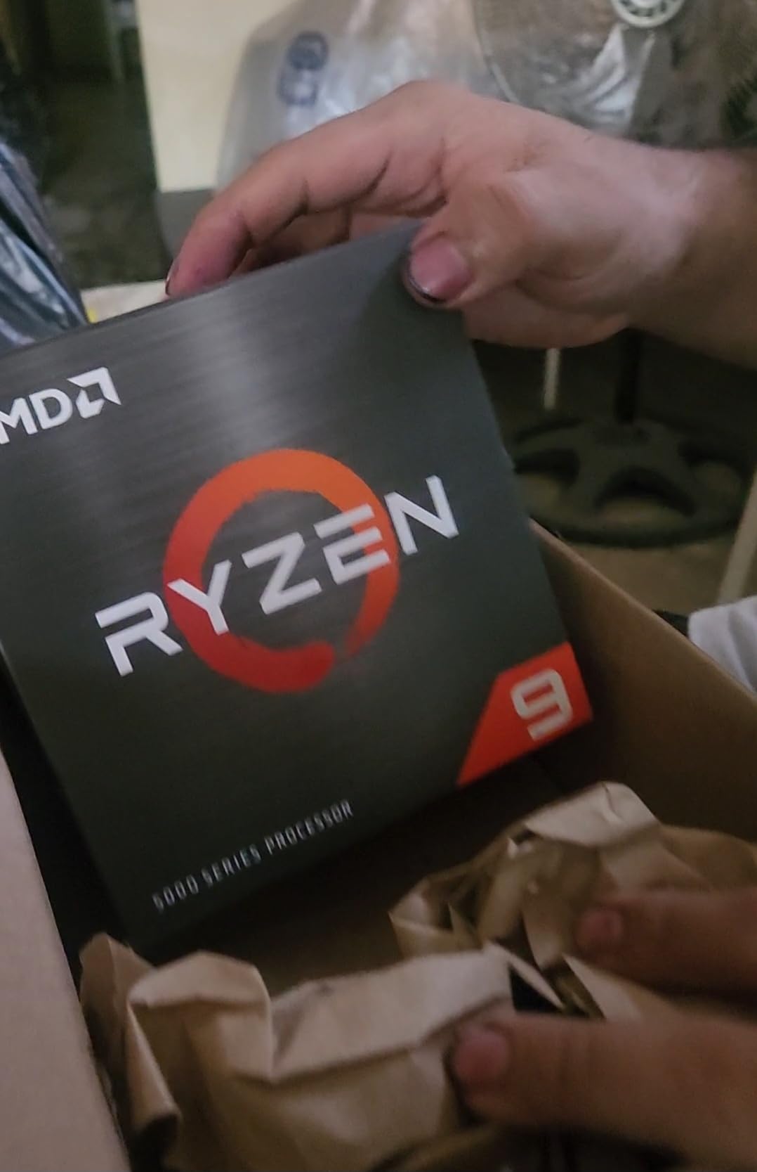 AMD Ryzen 9 5950X 16-core, 32-thread unlocked desktop processor Customer Review AMD Ryzen 9 5950X 16-core, 32-thread unlocked desktop processor - Customer Photo 1