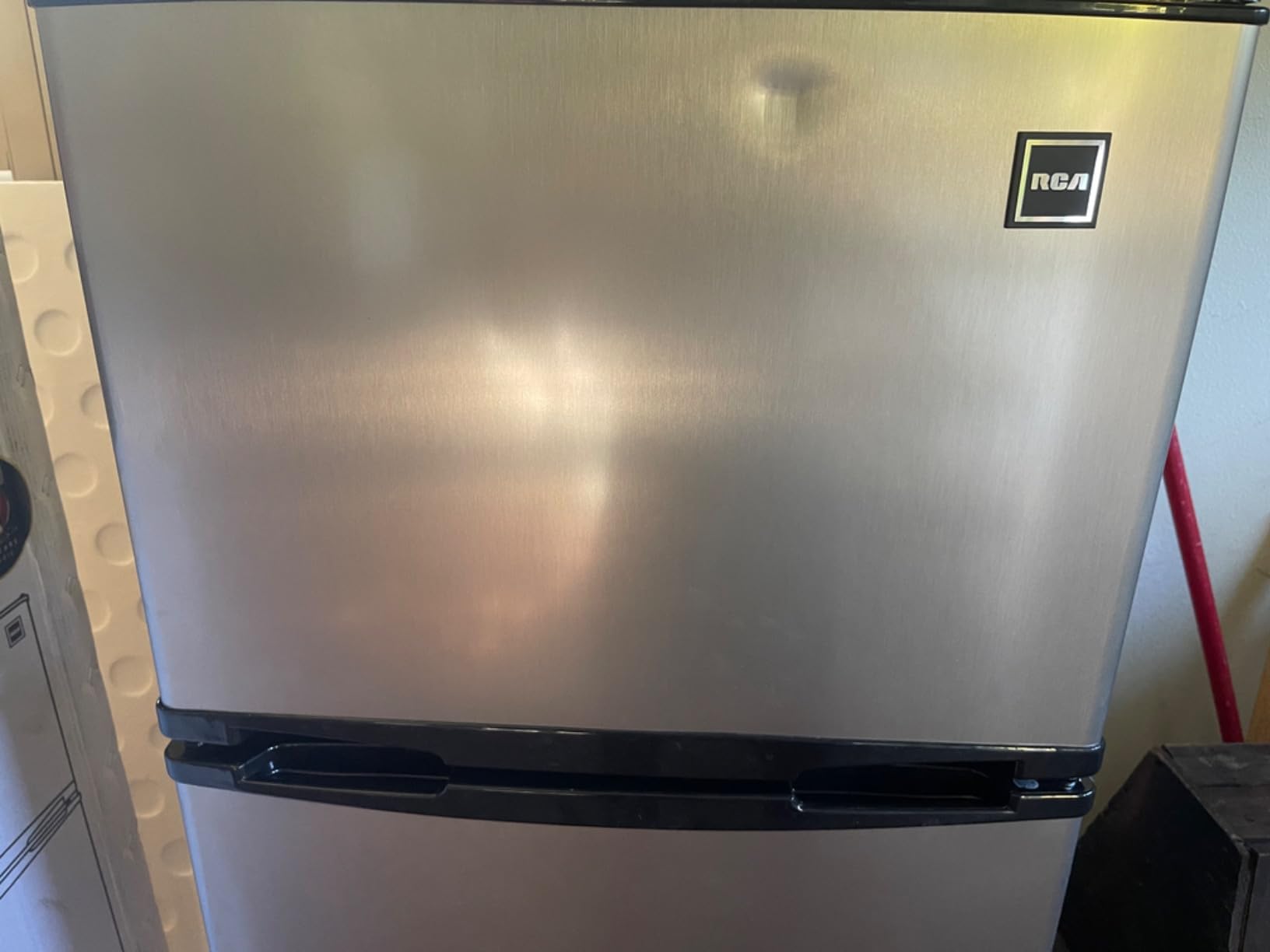 ACFR725AMZ6COM 2 Door Apartment Size Refrigerator with Freezer, Stainless Customer Review ACFR725AMZ6COM 2 Door Apartment Size Refrigerator with Freezer, Stainless - Customer Photo 1