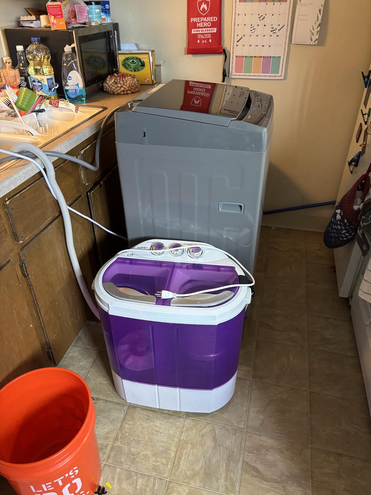 Comfee Portable Washing Machine, 0.9 cu.ft Compact Washer With LED Display, 5 Wash Cycles, 2 Built-in Rollers, Space Saving Full-Automatic Washer - Customer Photo 2