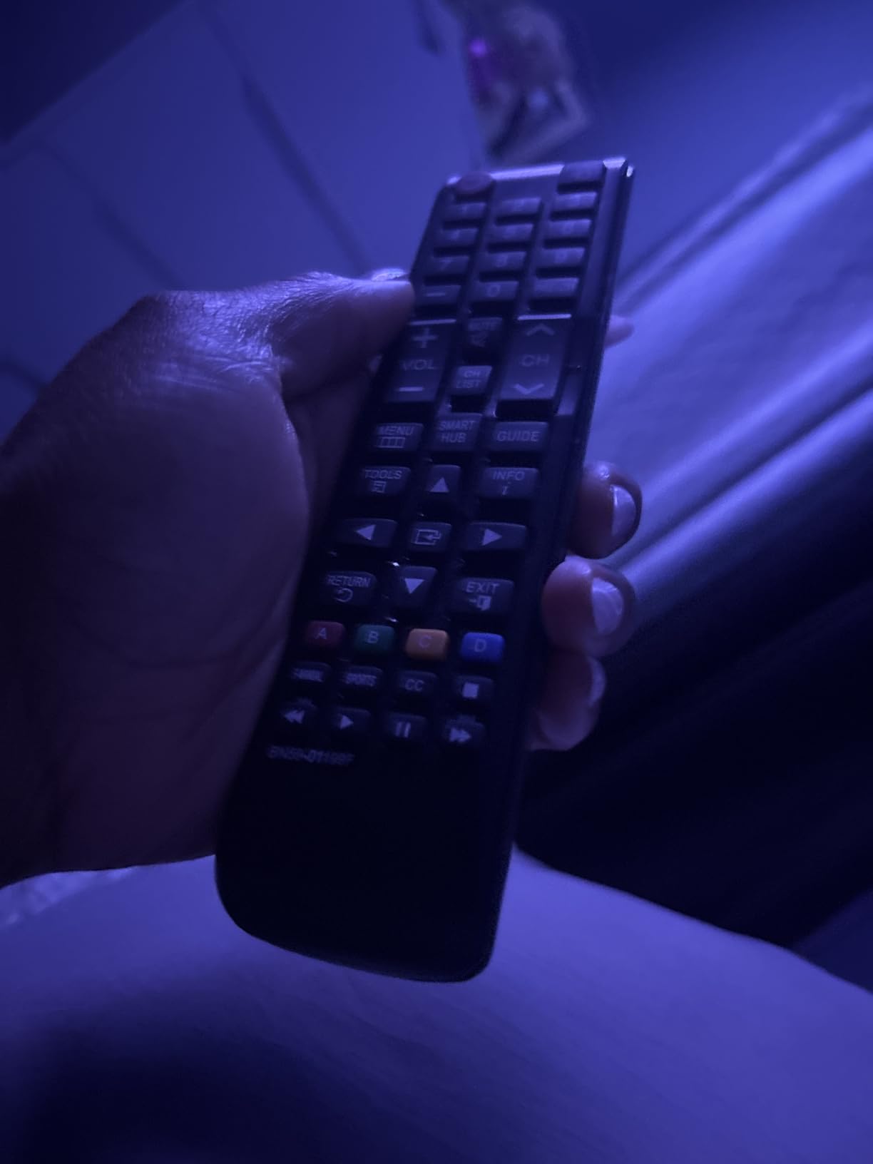 Universal Remote Control for Samsung TV Remote, Replacement for All Samsung LCD LED HDTV 3D Smart TVs - Customer Photo 2