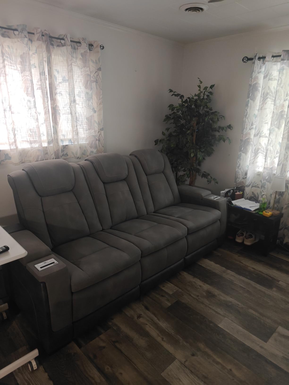 Signature Design by Ashley Next-Gen DuraPella Power Reclining Sofa with Adjustable Headrest, Sand Customer Review Signature Design by Ashley Next-Gen DuraPella Power Reclining Sofa with Adjustable Headrest, Sand - Customer Photo 1