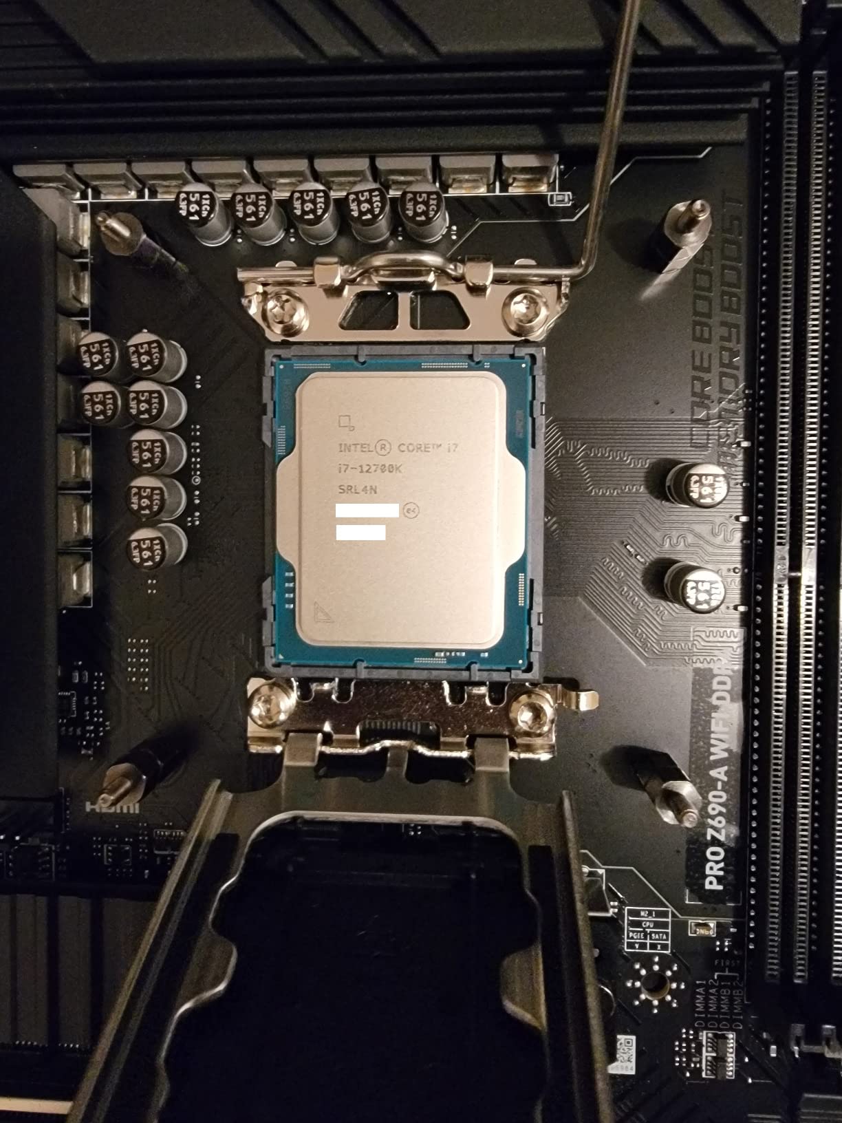 Intel Core i7-12700K Gaming Desktop Processor with Integrated Graphics and 12 (8P+4E) Cores up to 5.0 GHz Unlocked LGA1700 600 Series Chipset 125W - Customer Photo 1