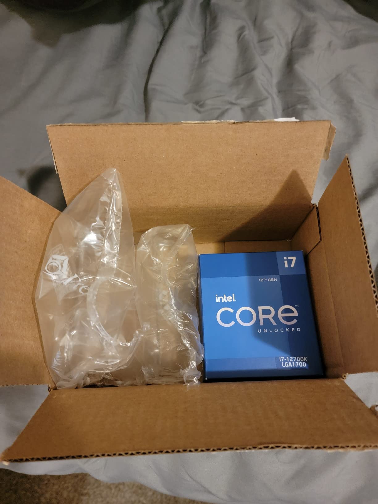 Intel Core i7-12700K Gaming Desktop Processor with Integrated Graphics and 12 (8P+4E) Cores up to 5.0 GHz Unlocked LGA1700 600 Series Chipset 125W Customer Review Intel Core i7-12700K Gaming Desktop Processor with Integrated Graphics and 12 (8P+4E) Cores up to 5.0 GHz Unlocked LGA1700 600 Series Chipset 125W - Customer Photo 1