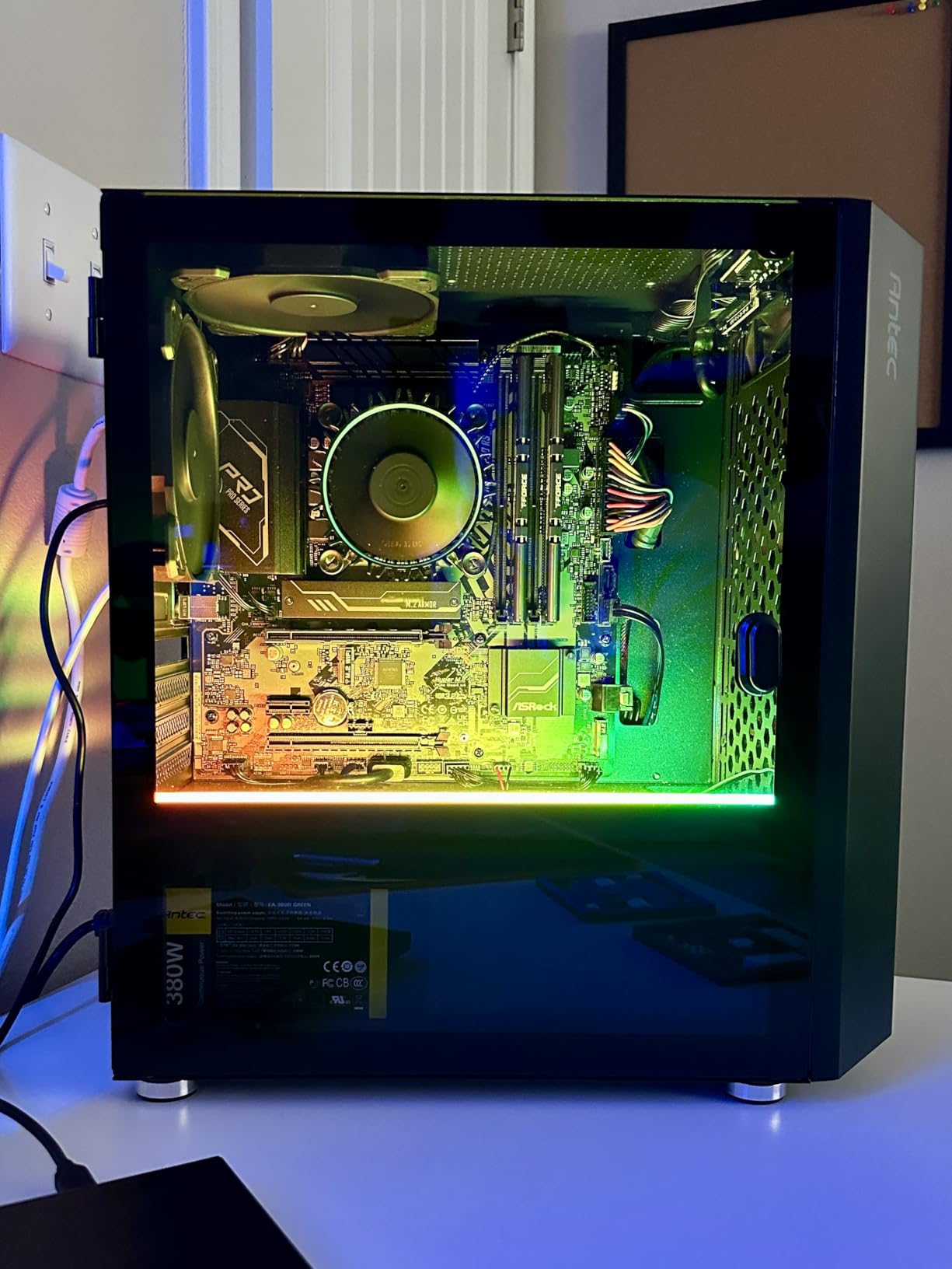 Intel Core i5-12400 Desktop Processor 18M Cache, up to 4.40 GHz - Customer Photo 1