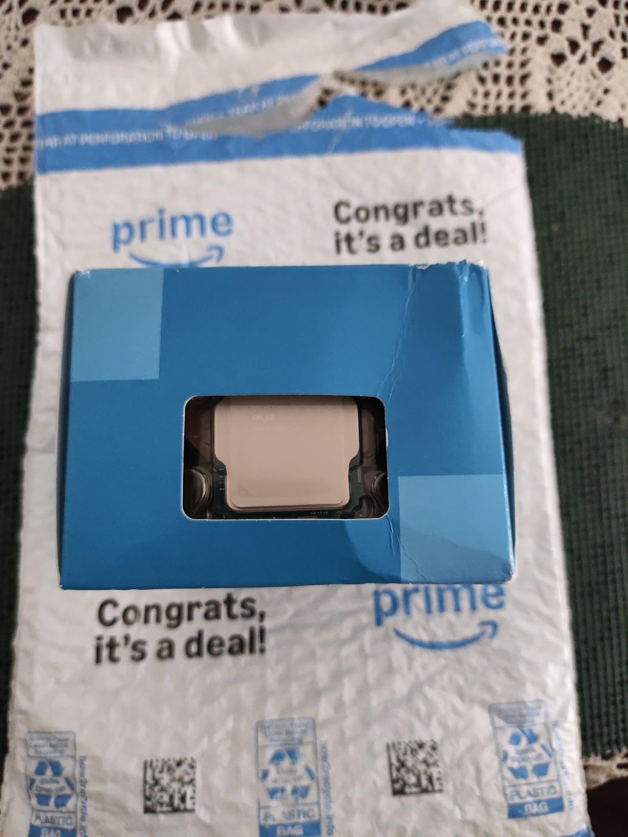 INTEL CPU Core i5-12400F / 6/12 / 2.5GHz / 6xxChipset / BX8071512400F - Customer Photo 2