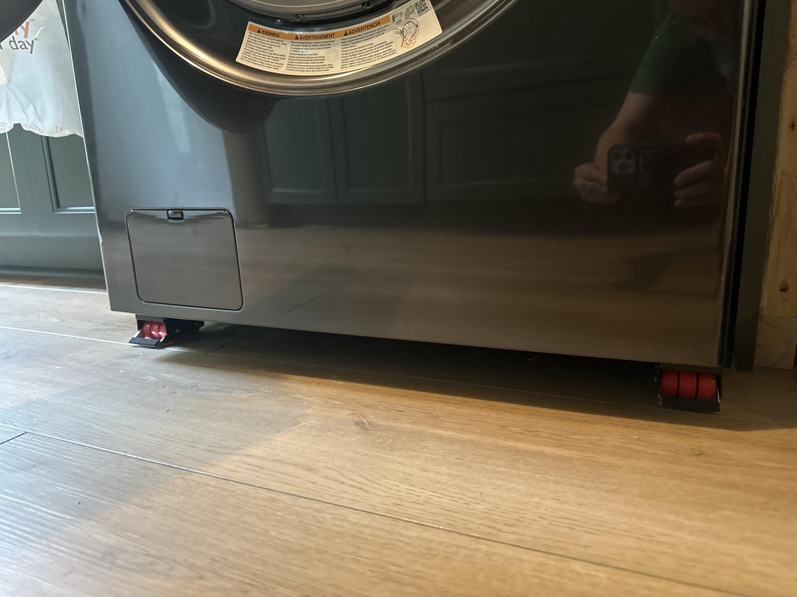 Appliance Rollers Heavy Duty,Max 32in,Second Generation Extendable Appliance Rollers Mobile Washing Machine Base Easily Move Washing Machines, Dryers, Refrigerators, Furniture (White) Customer Review Appliance Rollers Heavy Duty,Max 32in,Second Generation Extendable Appliance Rollers Mobile Washing Machine Base Easily Move Washing Machines, Dryers, Refrigerators, Furniture (White) - Customer Photo 2