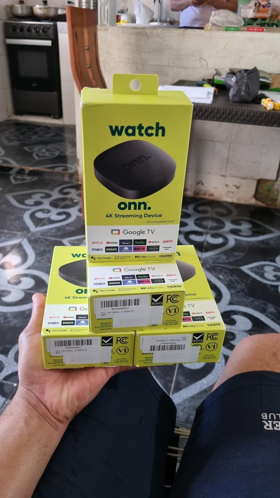 ONN Android TV 4K UHD Streaming Device with Voice Remote Control Google Assistant & High Speed HDMI Cable (100026240) Black Customer Review ONN Android TV 4K UHD Streaming Device with Voice Remote Control Google Assistant & High Speed HDMI Cable (100026240) Black - Customer Photo 1