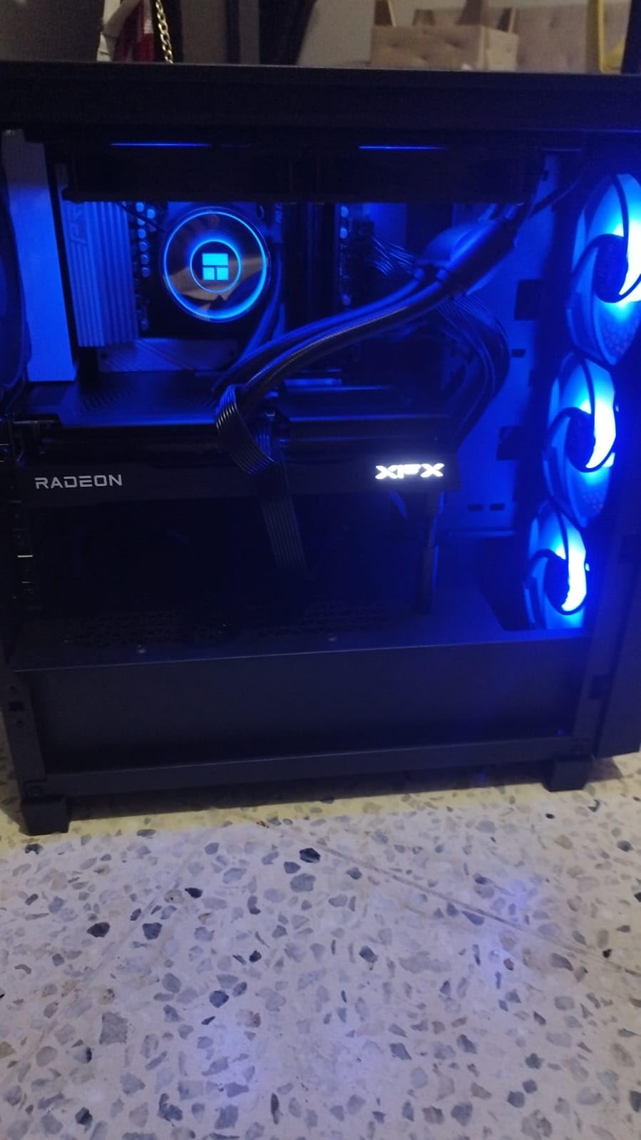 AMD Ryzen 7 7700X 8-Core, 16-Thread Unlocked Desktop Processor - Customer Photo 2