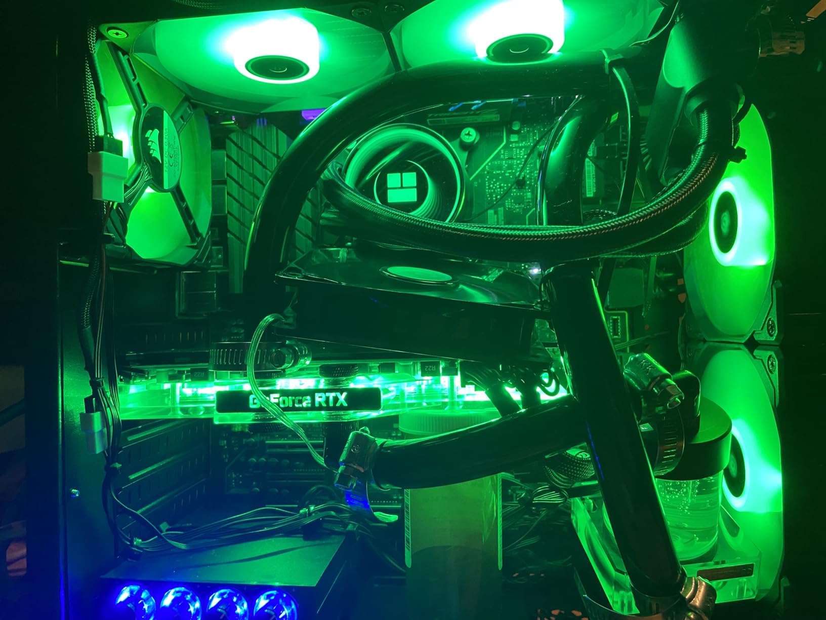Thermalright Frozen Notte 360 Black ARGB V2 Water Cooling CPU Cooler, 360 Specification CPU Liquid Cooler,3 PWM Fans, S-FDB Bearings, Suitable for AMD:AM4/AM5, Intel LGA 1851/1700/115X/1200/2011 Customer Review Thermalright Frozen Notte 360 Black ARGB V2 Water Cooling CPU Cooler, 360 Specification CPU Liquid Cooler,3 PWM Fans, S-FDB Bearings, Suitable for AMD:AM4/AM5, Intel LGA 1851/1700/115X/1200/2011 - Customer Photo 2