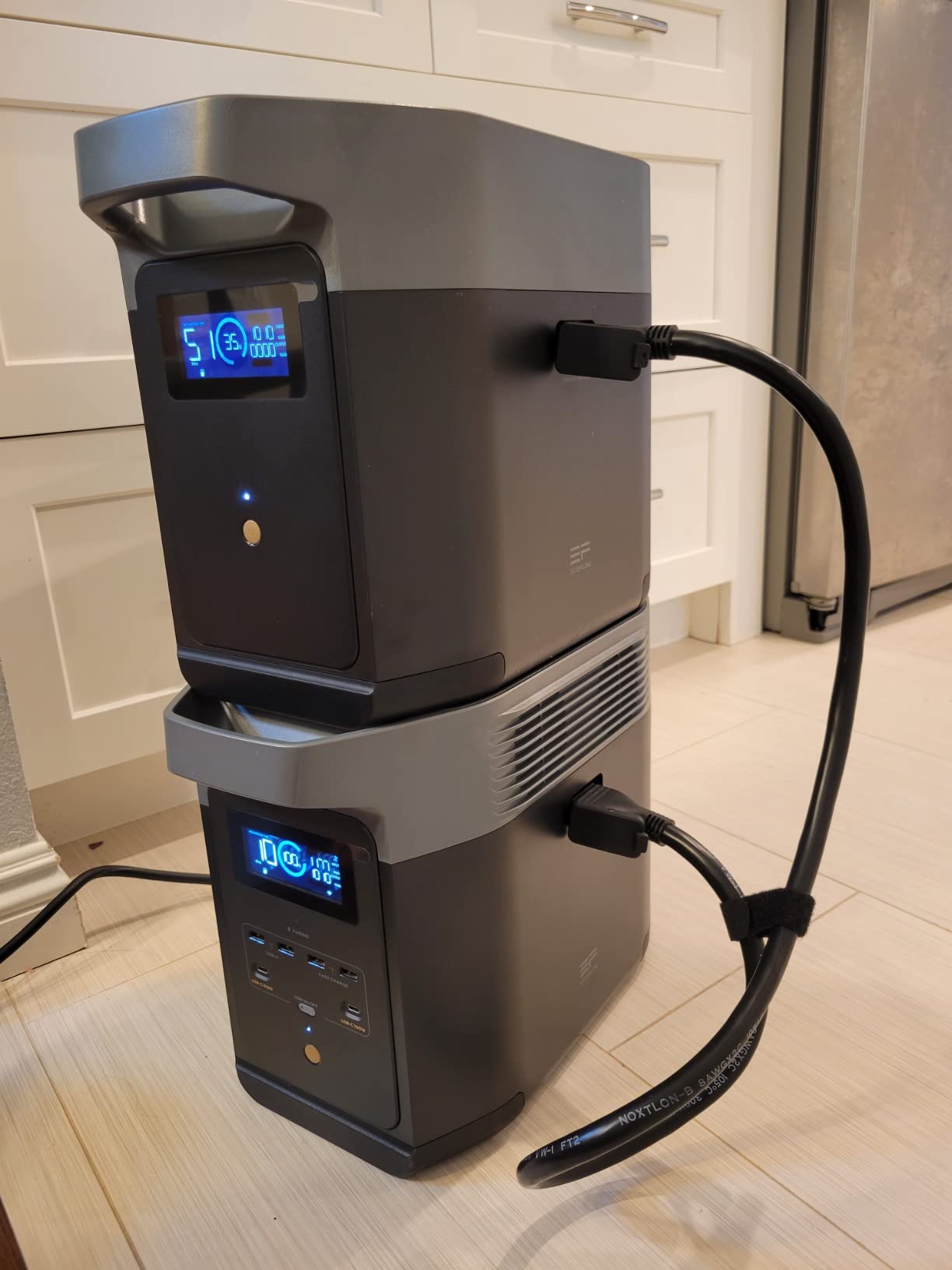 EF ECOFLOW Solar Generator DELTA2 with 220W Solar Panel, LFP(LiFePO4) Battery, Fast Charging, Portable Power Station for Home Backup Power, Camping & RVs Customer Review EF ECOFLOW Solar Generator DELTA2 with 220W Solar Panel, LFP(LiFePO4) Battery, Fast Charging, Portable Power Station for Home Backup Power, Camping & RVs - Customer Photo 1