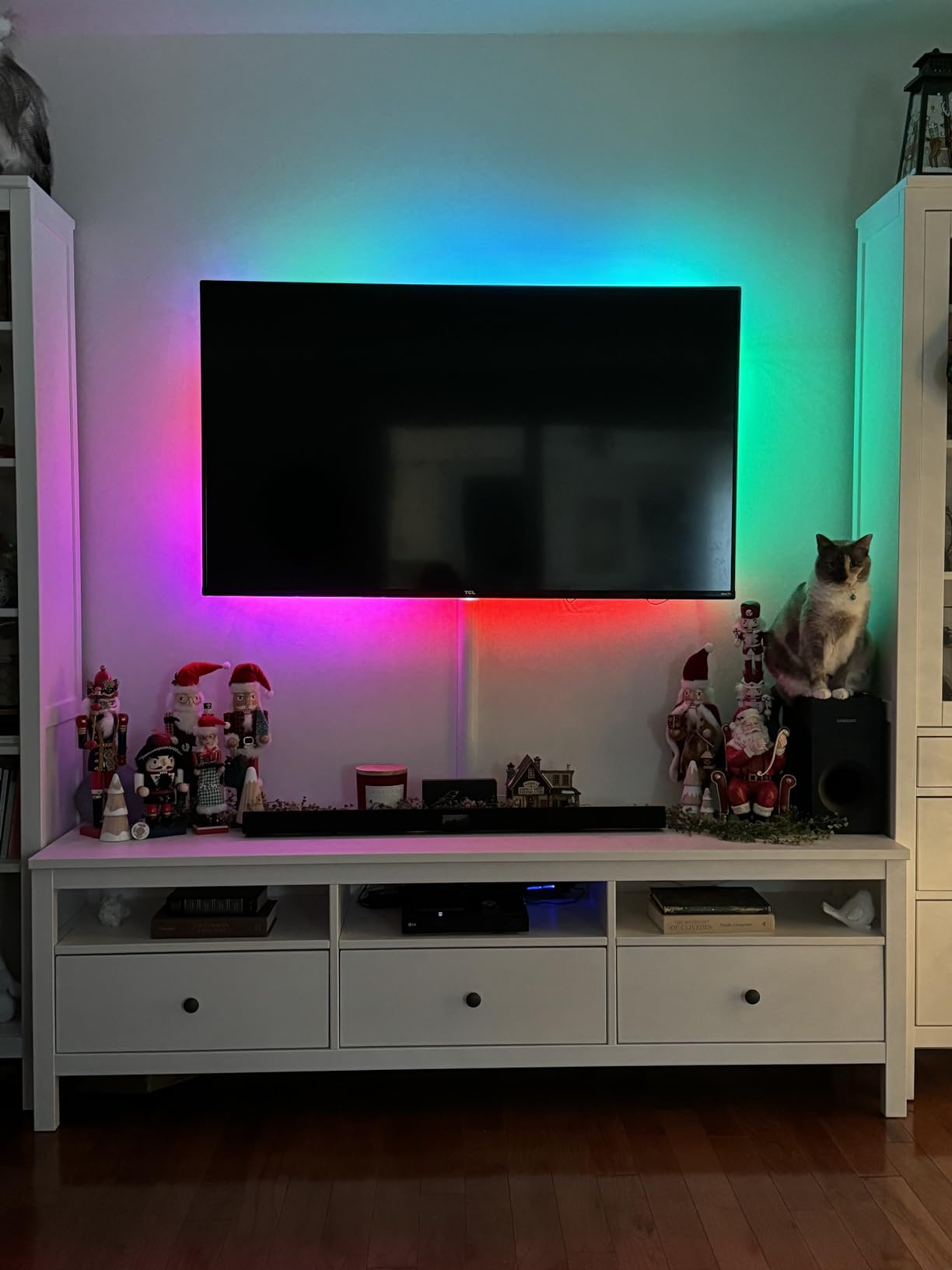 Govee TV LED Backlight, RGBIC Smart LED Strip Lights for 55-65 Inch TVs, Bluetooth and Wi-Fi APP Control, Works with Alexa & Google Assistant, Music Sync, 99+ Scene Modes, Adapter - Customer Photo 2