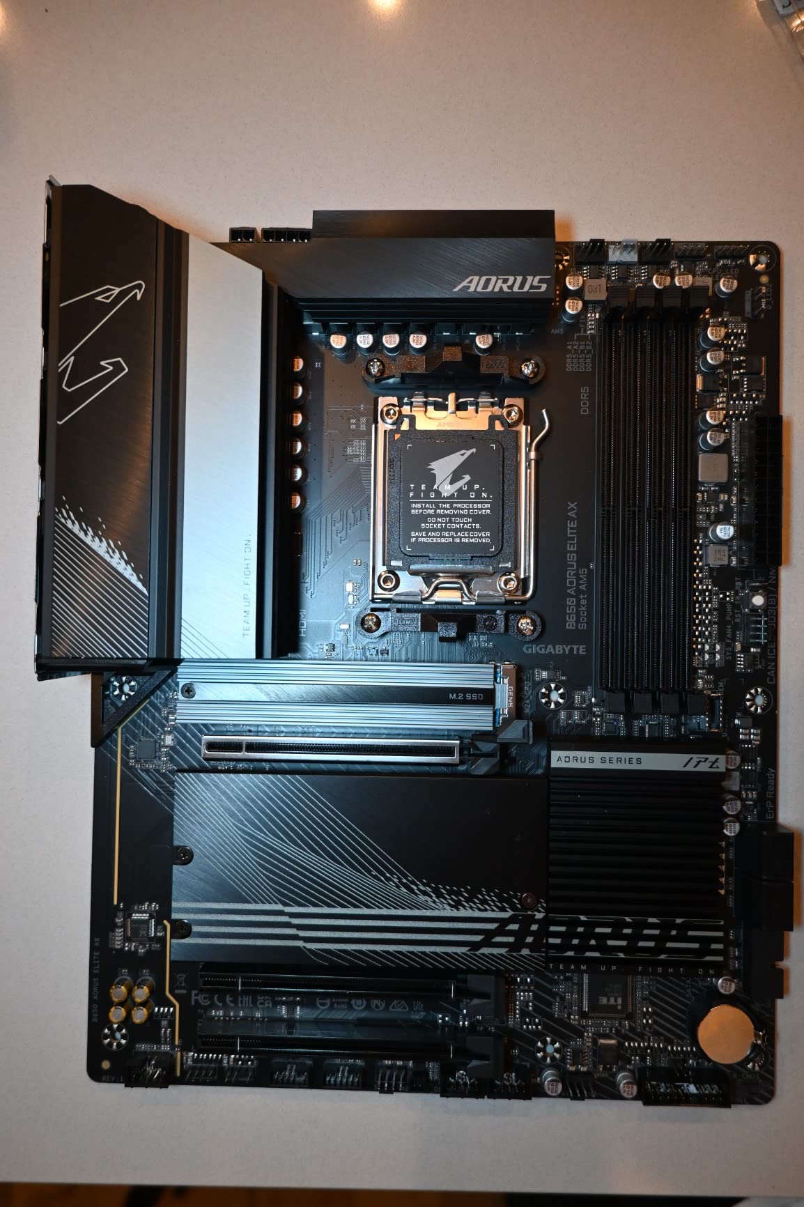 GIGABYTE B650 AORUS Elite AX (AM5/LGA 1718/ AMD B650/ATX/ 5-Year Warranty/DDR5/ M.2/ PCIe 5.0/USB 3.2 Gen2X2 Type-C/WiFi 6E/2.5GbE LAN/Q-Flash Plus/EZ-Latch/Gaming Motherboard) - Customer Photo 1