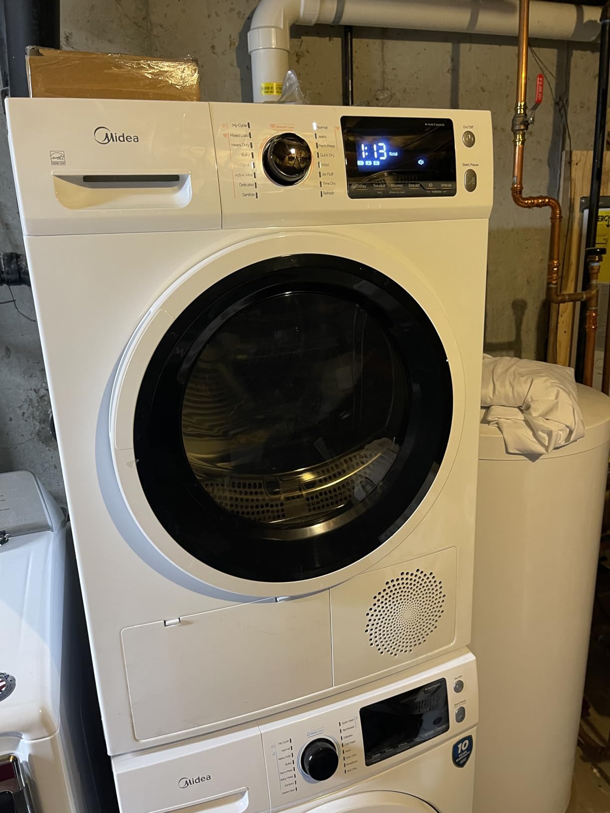 Midea MLH25N7BWW Compact Front-Load Machine, 24 Midea MLH25N7BWW Compact Front-Load Machine, 24