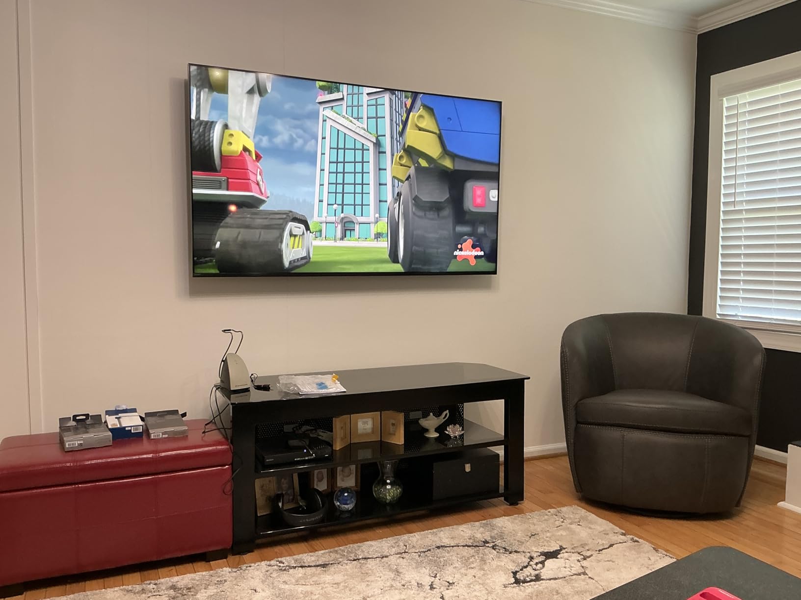 Sony 65 Inch 4K Ultra HD TV X90L Series: BRAVIA XR Full Array LED Smart Google TV with Dolby Vision HDR and Exclusive Features for The PlayStation® 5 XR65X90L- Latest Model,Black - Customer Photo 1