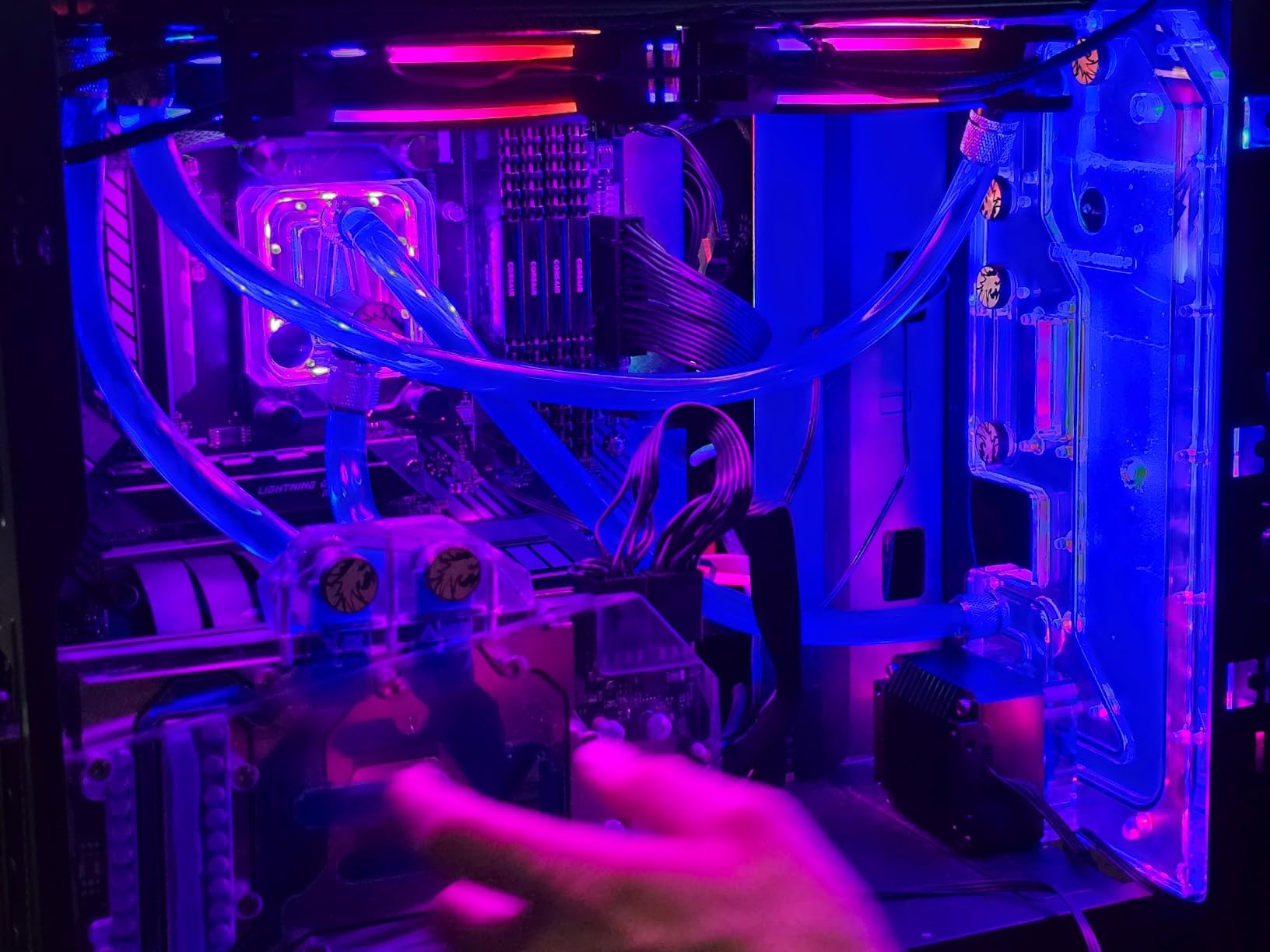 Bykski CPU-XPR-M-V3 High-Performance CPU Water Cooling Block - Featuring Aggressive 0.08mm Fins - Sturdy Mounting Construction with Elite Cooling - for AMD Ryzen 3/5/7/9 (AM4/AM5) - Black Customer Review Bykski CPU-XPR-M-V3 High-Performance CPU Water Cooling Block - Featuring Aggressive 0.08mm Fins - Sturdy Mounting Construction with Elite Cooling - for AMD Ryzen 3/5/7/9 (AM4/AM5) - Black - Customer Photo 2