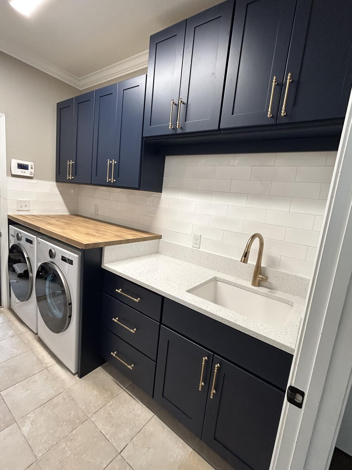 LG WM6700HBA 5.0 Cu. Ft. Black Steel Front Load HE Stackable Smart Washer - Customer Photo 1