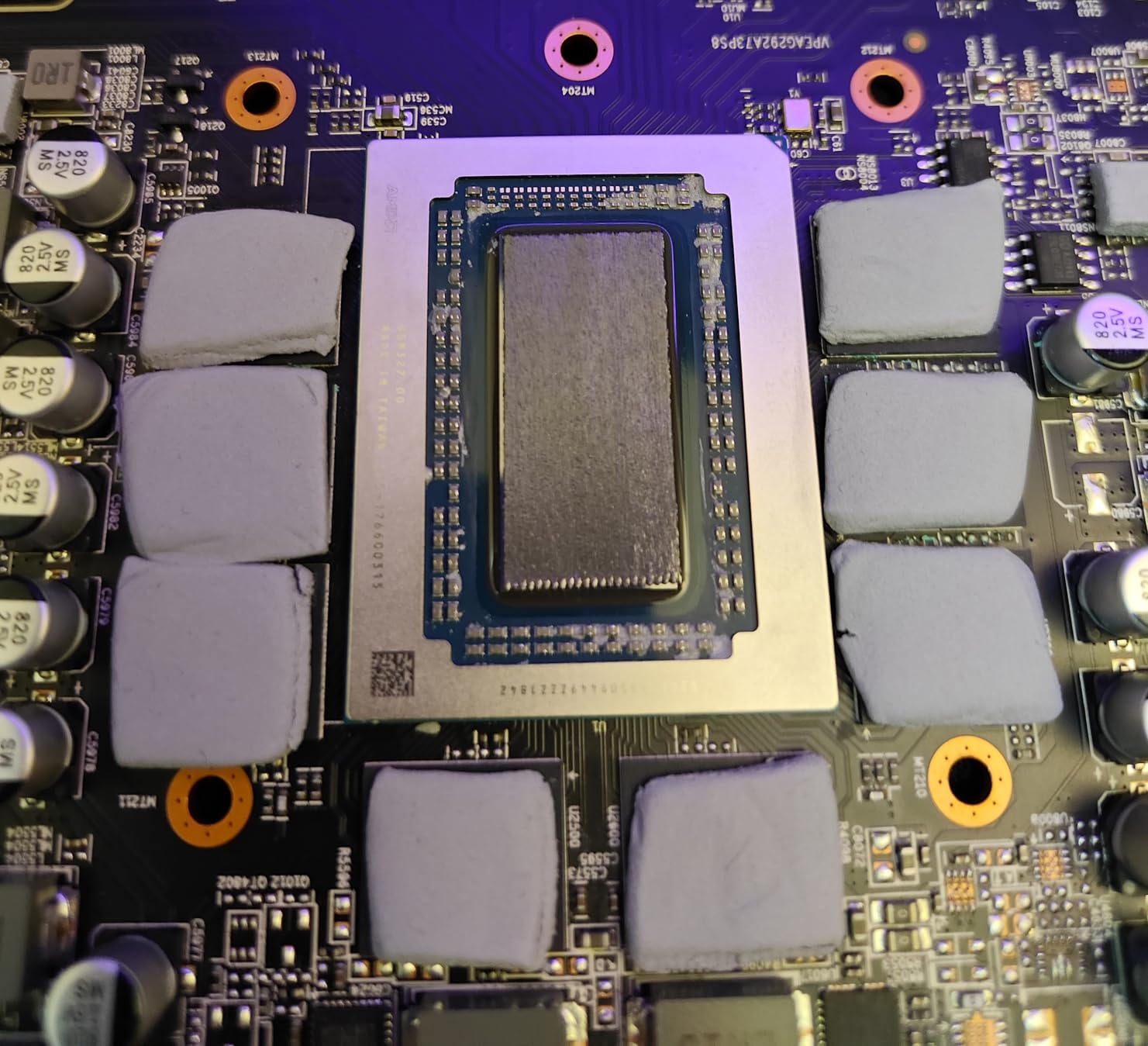 Thermal Grizzly KryoSheet (38x38x0.2mm) – Ultra High Thermal Conductivity Graphene Thermal Pad – Perfect Alternative for Thermal Paste on CPU/GPU/PS4/PS5/Xbox – Made in Sweden Customer Review Thermal Grizzly KryoSheet (38x38x0.2mm) – Ultra High Thermal Conductivity Graphene Thermal Pad – Perfect Alternative for Thermal Paste on CPU/GPU/PS4/PS5/Xbox – Made in Sweden - Customer Photo 1