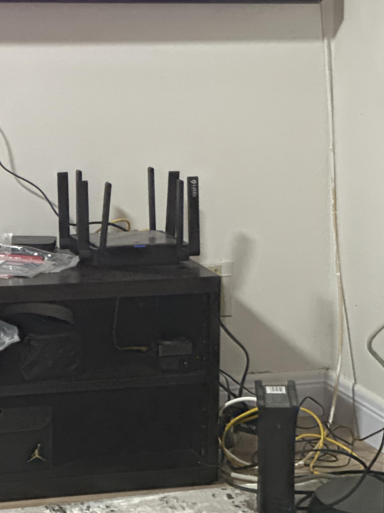Reyee AX3000 Wi-Fi 6 Router, Dual Band Internet, 802.11ax Wireless, Coverage up to 3,000 Sq. Ft., Gigabit Wan Aggregation, WPA3, Smart VPN for Large Home (RG-E4) Customer Review Reyee AX3000 Wi-Fi 6 Router, Dual Band Internet, 802.11ax Wireless, Coverage up to 3,000 Sq. Ft., Gigabit Wan Aggregation, WPA3, Smart VPN for Large Home (RG-E4) - Customer Photo 1