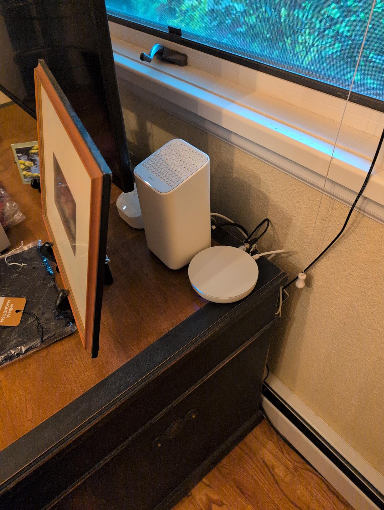 Tablo TV 4th Gen 2-Tuner Over-The-Air (OTA) DVR - Watch, Pause & Record Live TV, News, Sports & Movies Throughout Your Home Over Wi-Fi - Pairs w/Any TV Antenna - 50+ Hrs Recording - No Subscriptions - Customer Photo 1