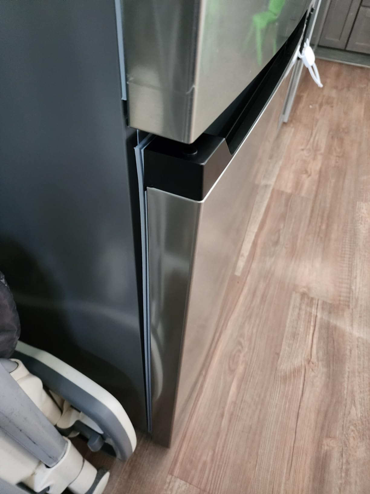 Sharp SJB1255GS Bottom-Freezer Counter-Depth Refrigerator, 24 Inch, 11.5 Cubic Foot - Customer Photo 1