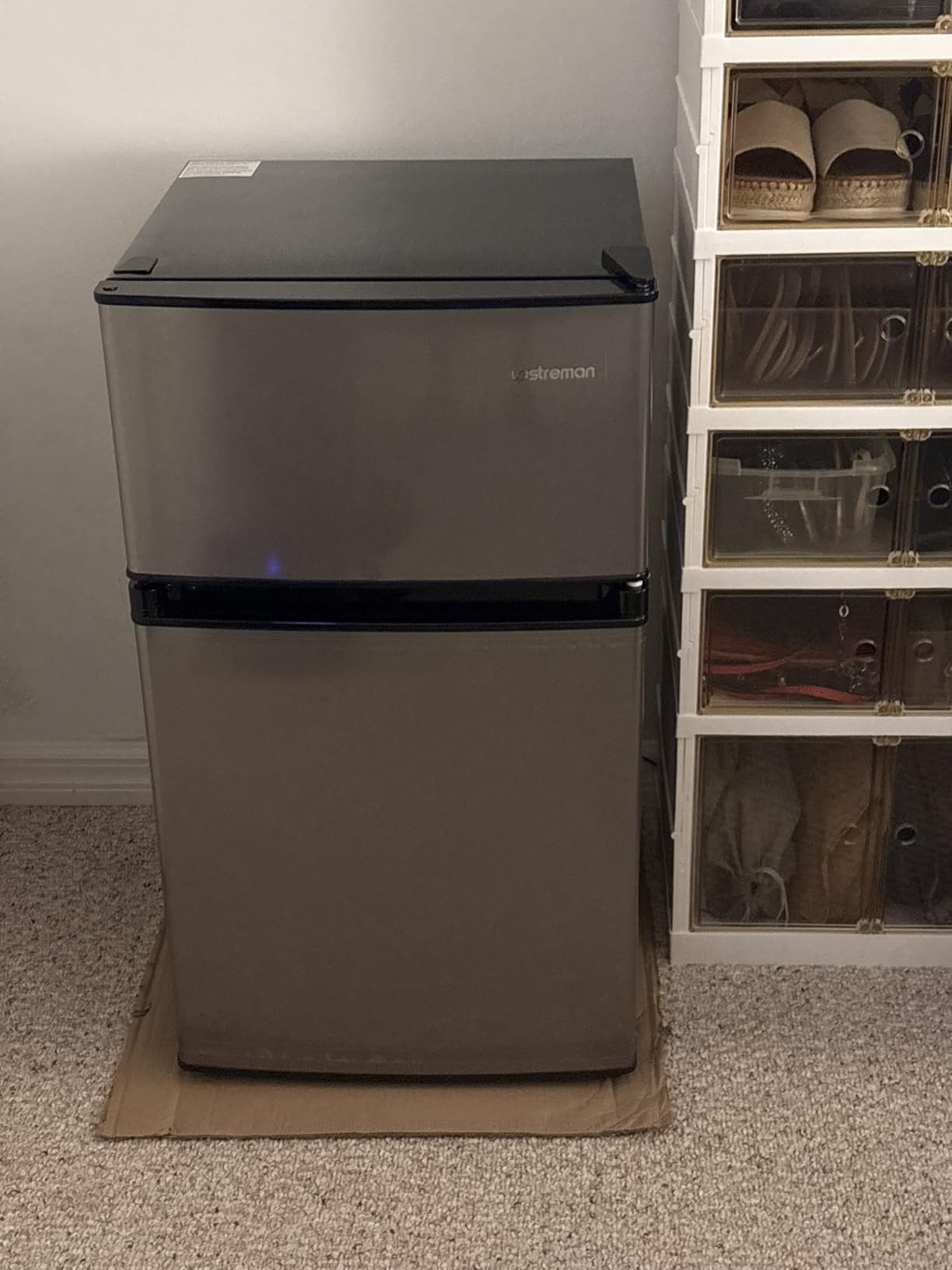 Upstreman 3.1 Cu.Ft Mini Fridge with Freezer, Double Door Small Fridge, Dorm Essentials, Adjustable Thermostat, Energy Saving, Mini Refrigerator for Office, Dorm, Bedroom, Black - Customer Photo 2