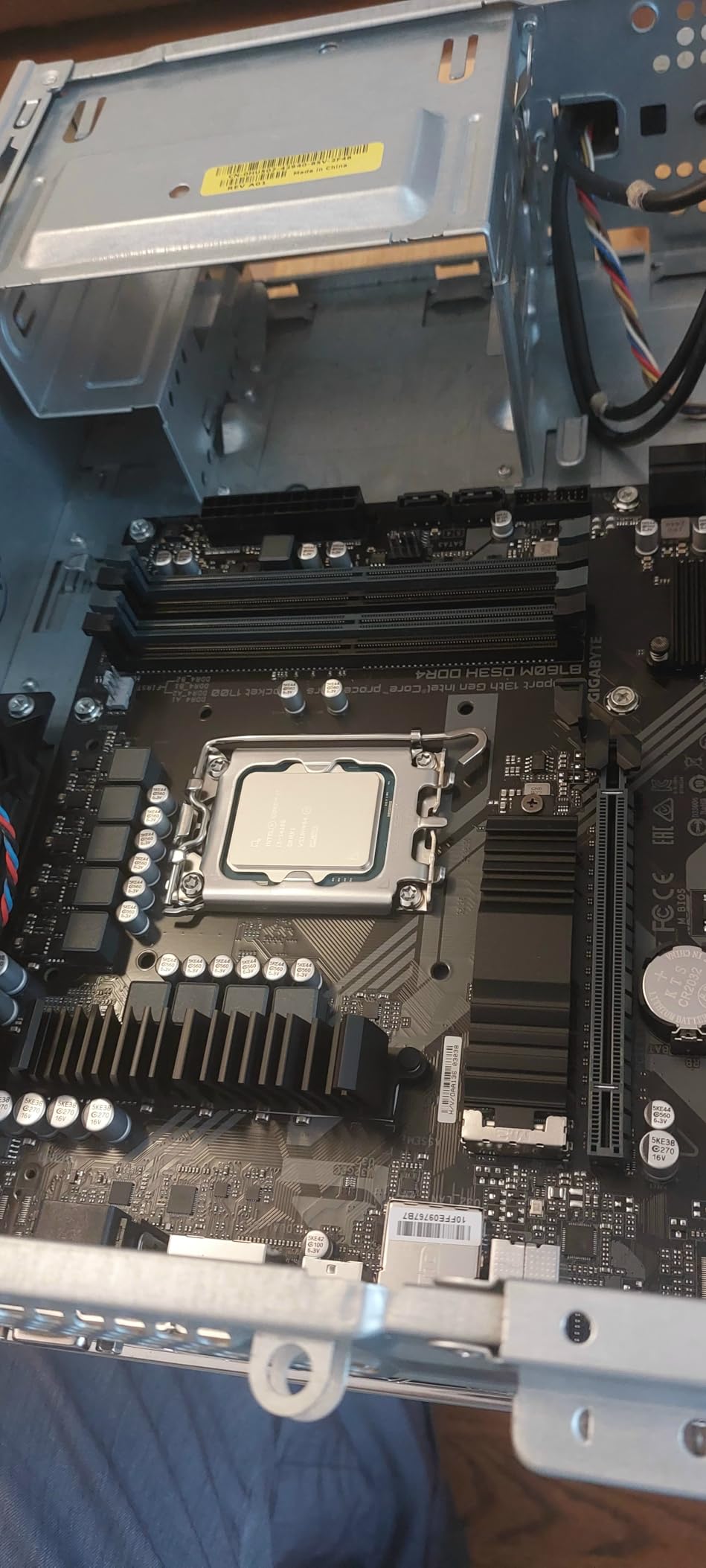 Intel® Core™ i3-14100 Desktop Processor 4 cores (4 P-cores + 0 E-cores) 4.7 GHz Customer Review Intel® Core™ i3-14100 Desktop Processor 4 cores (4 P-cores + 0 E-cores) 4.7 GHz - Customer Photo 1