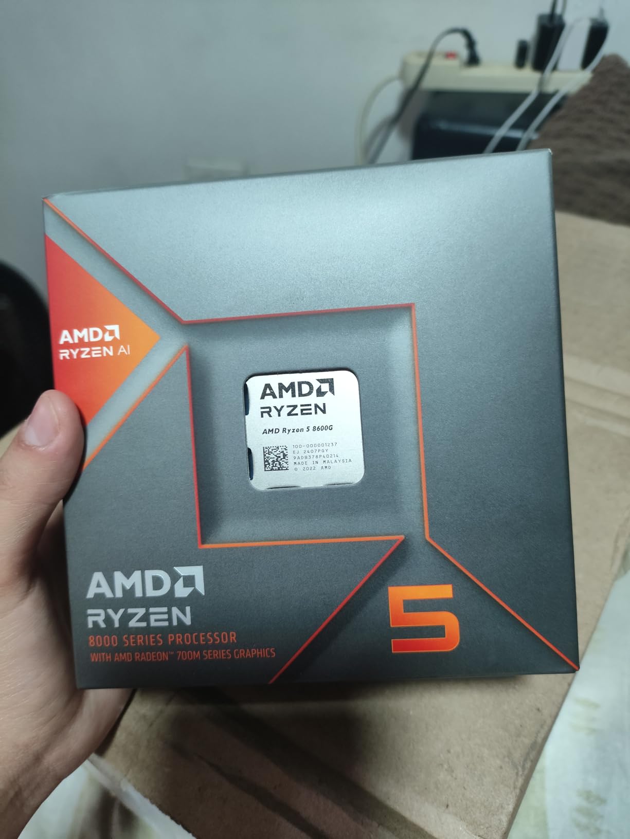 AMD Ryzen 5 8600G - Customer Photo 1