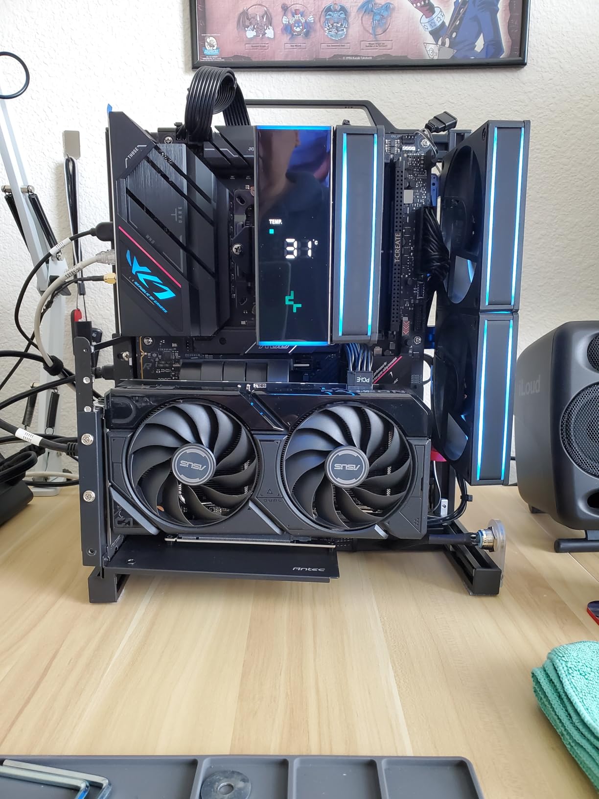 AMD Ryzen 7 8700G 8-Core, 16-Thread Desktop Processor - Customer Photo 1