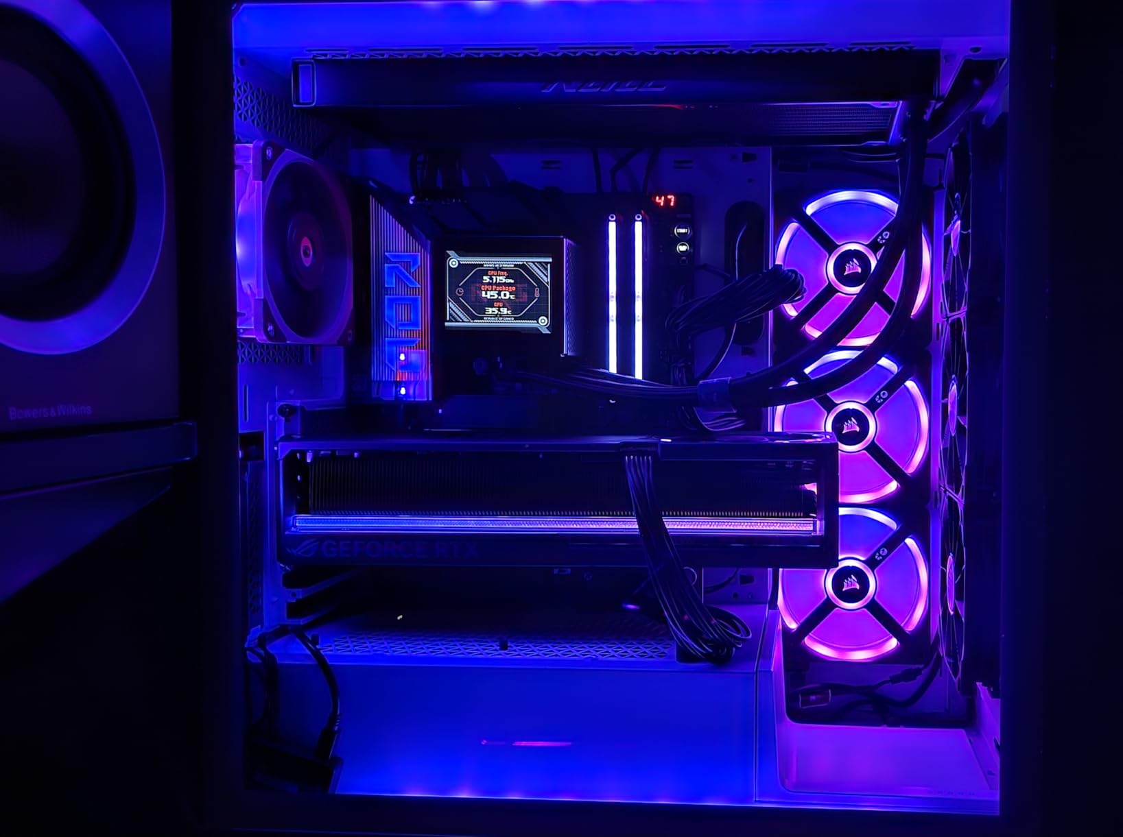 ASUS TUF Gaming NVIDIA GeForce RTX™ 4080 Super OC Edition Gaming Graphics Card (PCIe 4.0, 16GB GDDR6X, HDMI 2.1a, DisplayPort 1.4a) Customer Review ASUS TUF Gaming NVIDIA GeForce RTX™ 4080 Super OC Edition Gaming Graphics Card (PCIe 4.0, 16GB GDDR6X, HDMI 2.1a, DisplayPort 1.4a) - Customer Photo 1