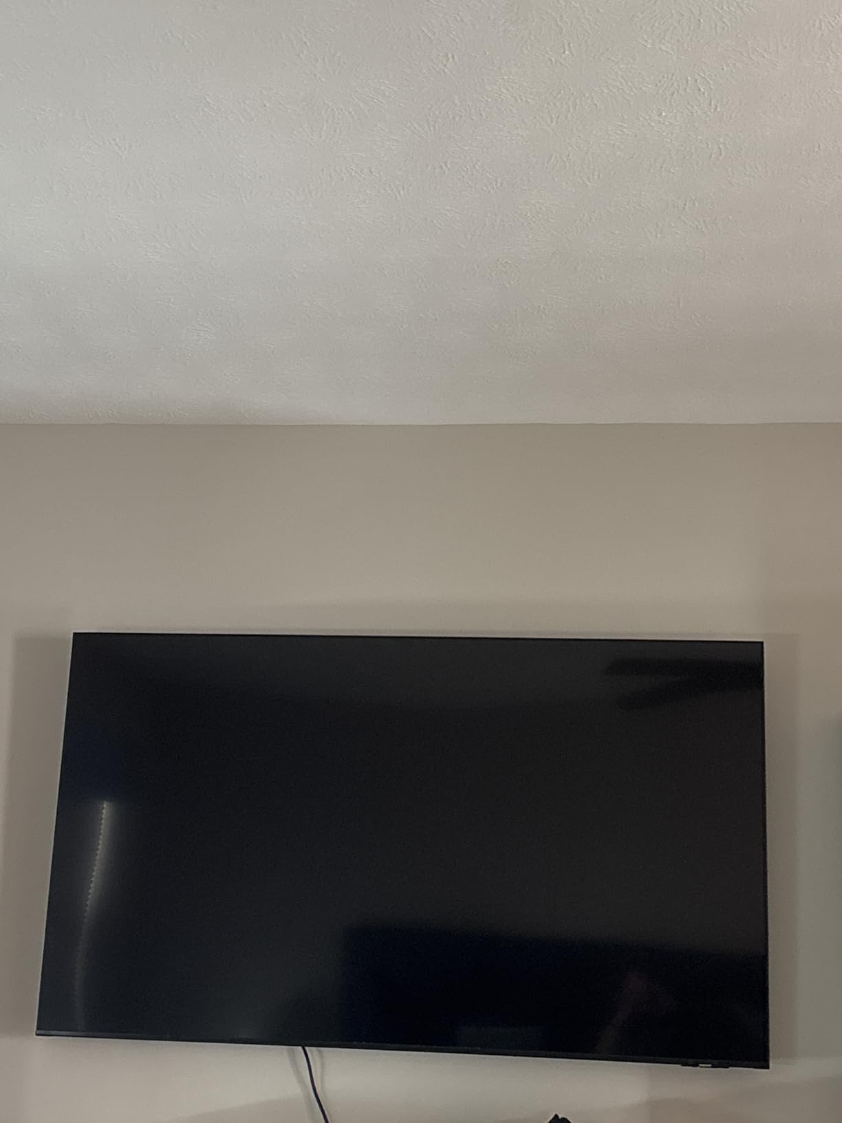 Samsung 65-Inch Class 4K Crystal UHD DU8000 Series HDR Smart TV w/Object Tracking Sound Lite, Motion Xcelerator, Ultra Slim Design, Gaming Hub, Alexa Built-in (UN65DU8000, 2024 Model) - Customer Photo 1