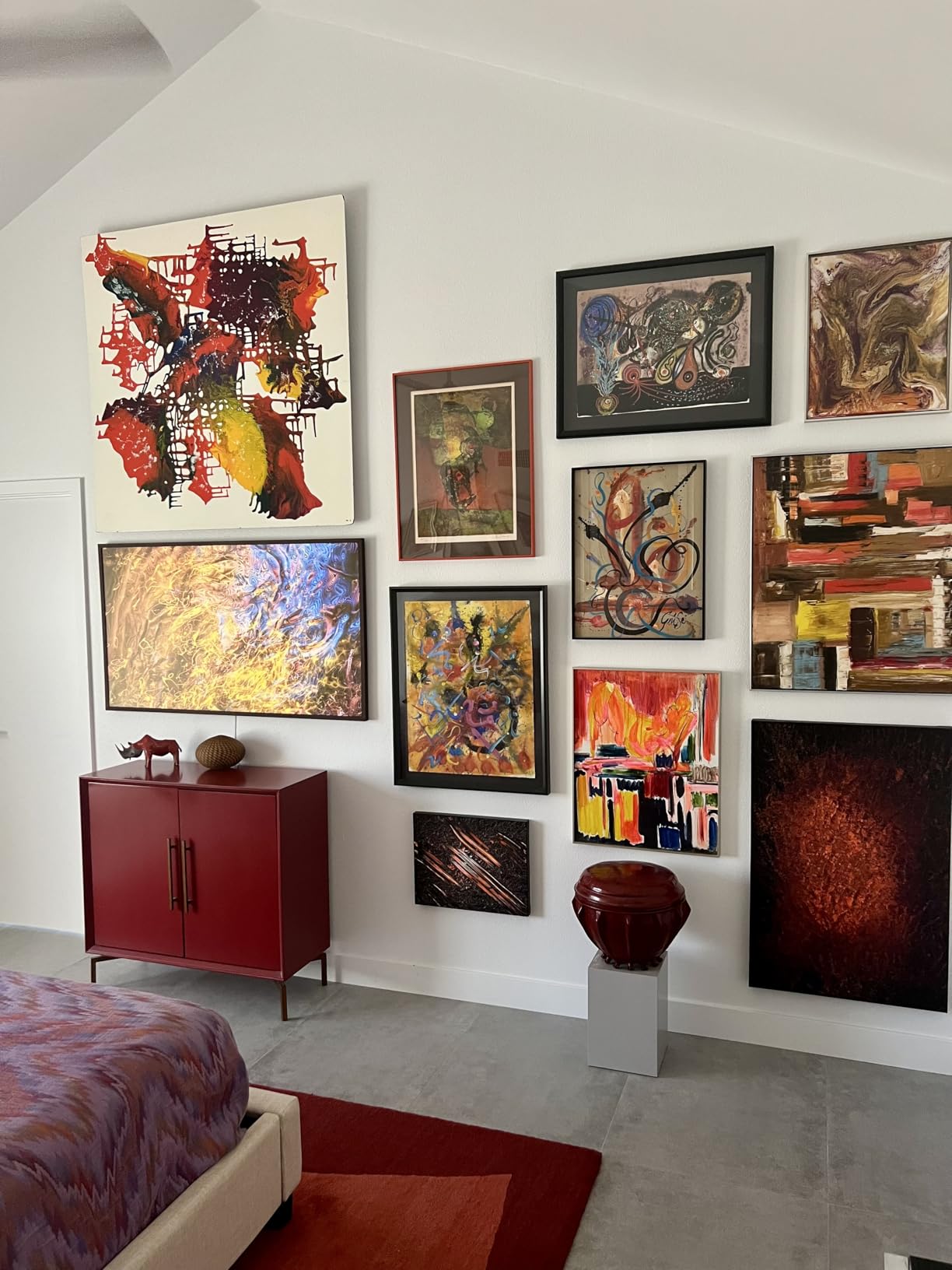 SAMSUNG 65-Inch Class QLED 4K LS03D The Frame Series Quantum HDR Smart TV w/Dolby Atmos, Art Mode, Anti-Reflection, Customizable Frame, Slim Fit Wall Mount with Alexa Built-in (QN65LS03D, 2024 Model) - Customer Photo 1