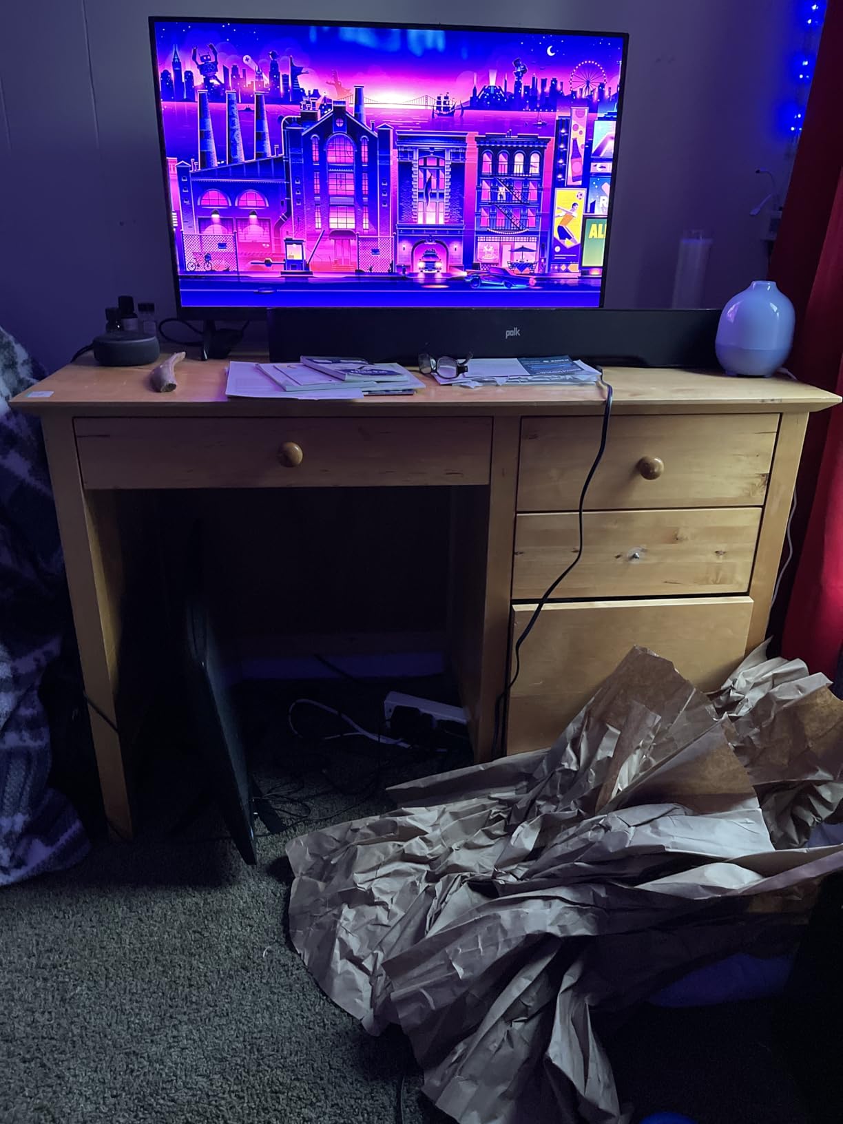 VIZIO 32-inch HD Smart TV 720p LED w/Alexa Compatibility, Google Cast Built-in, Bluetooth Headphone Capable (VHD32M-08, New) - Customer Photo 2