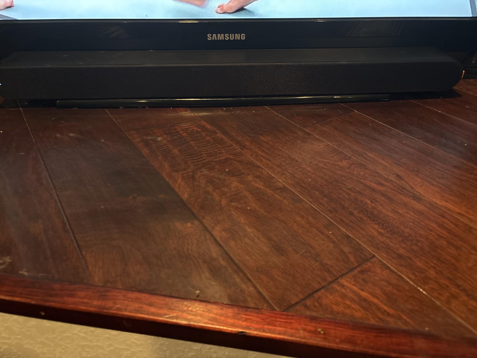 VIZIO 2.1 Soundbar, Wireless Subwoofer w/Dolby Atmos & DTS:X, Bluetooth Speaker, QuickFit™ Compatible – SV210M-08 (New, 2024 Model) - Customer Photo 1