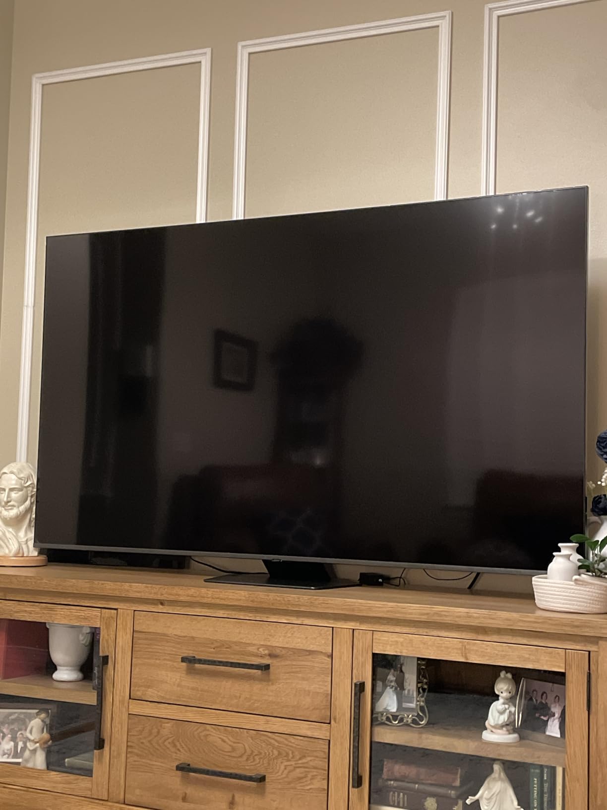 Samsung 85-Inch Class QLED 4K Q80D Series Quantum HDR+ Smart TV w/Dolby Atmos, Object Tracking Sound Lite, Direct Full Array, Motion Xcelerator, Alexa Built-in (QN85Q80D, 2024 Model) - Customer Photo 1